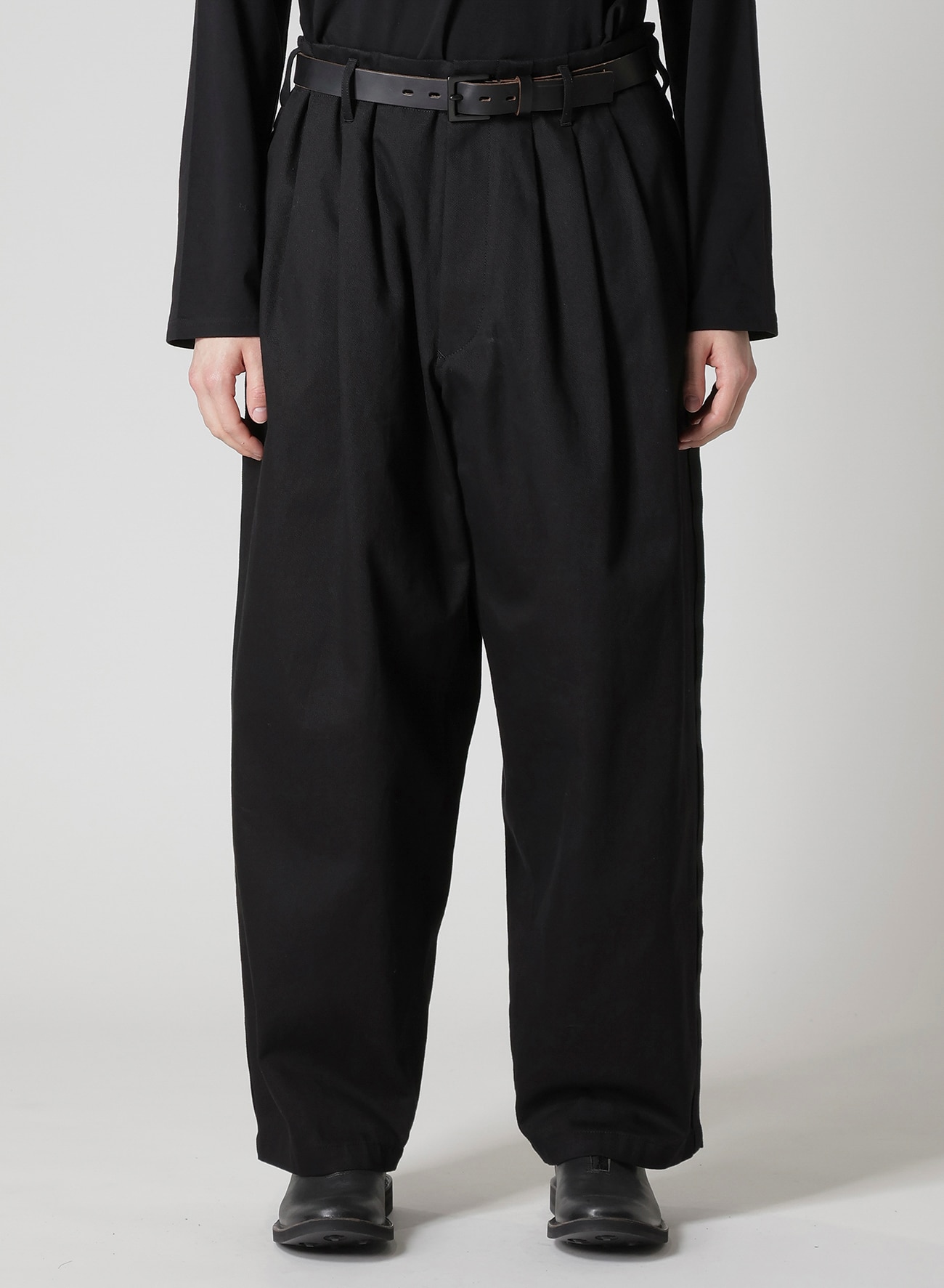 KATSURAGI SIDE TAPE PANTS_3