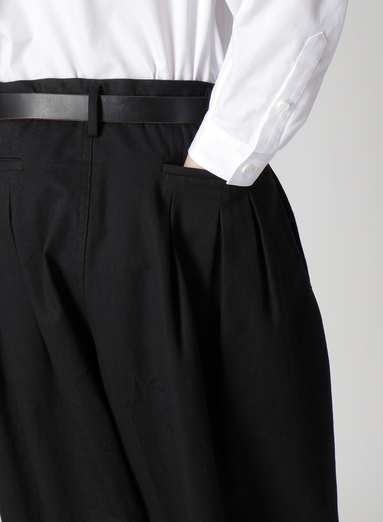 KATSURAGI 12-TUCKS PANTS_6