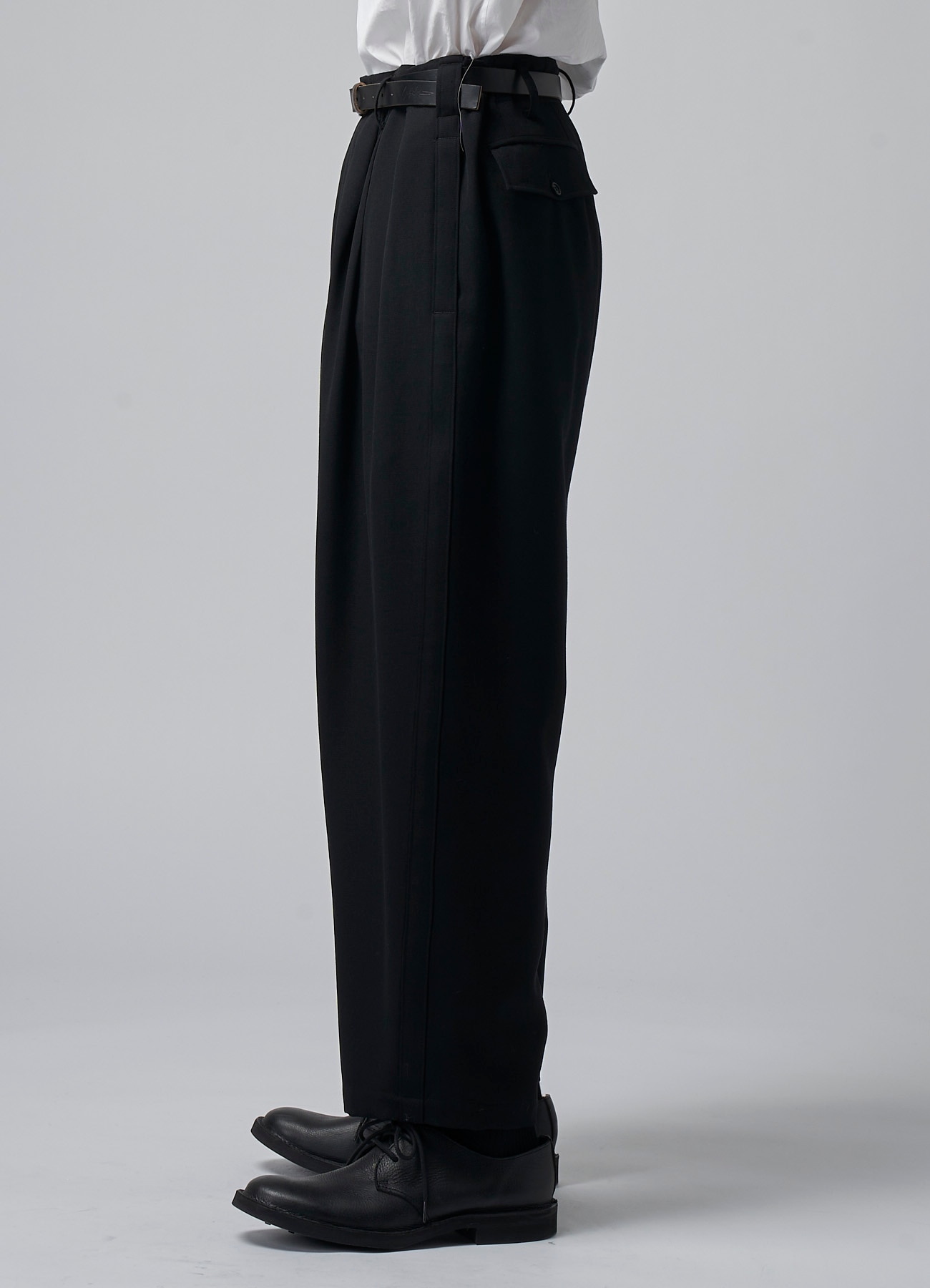 WOOL GABARDINE NON-PLEATED PANTS(S Black): Yohji Yamamoto POUR HOMME｜THE  SHOP YOHJI YAMAMOTO