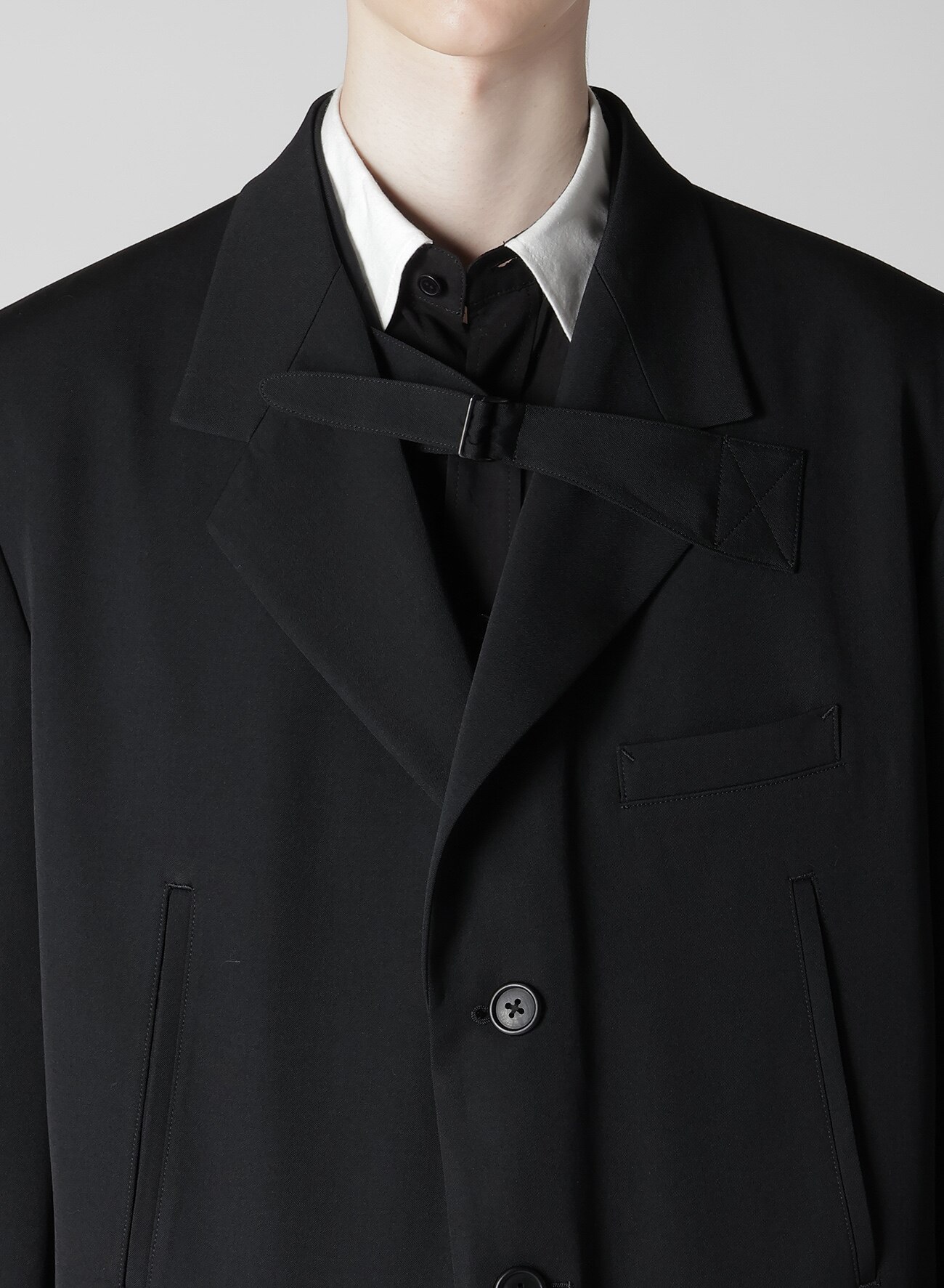 GABARDINE LAPEL BUCKLE TAB JACKET(XS Black): Y 