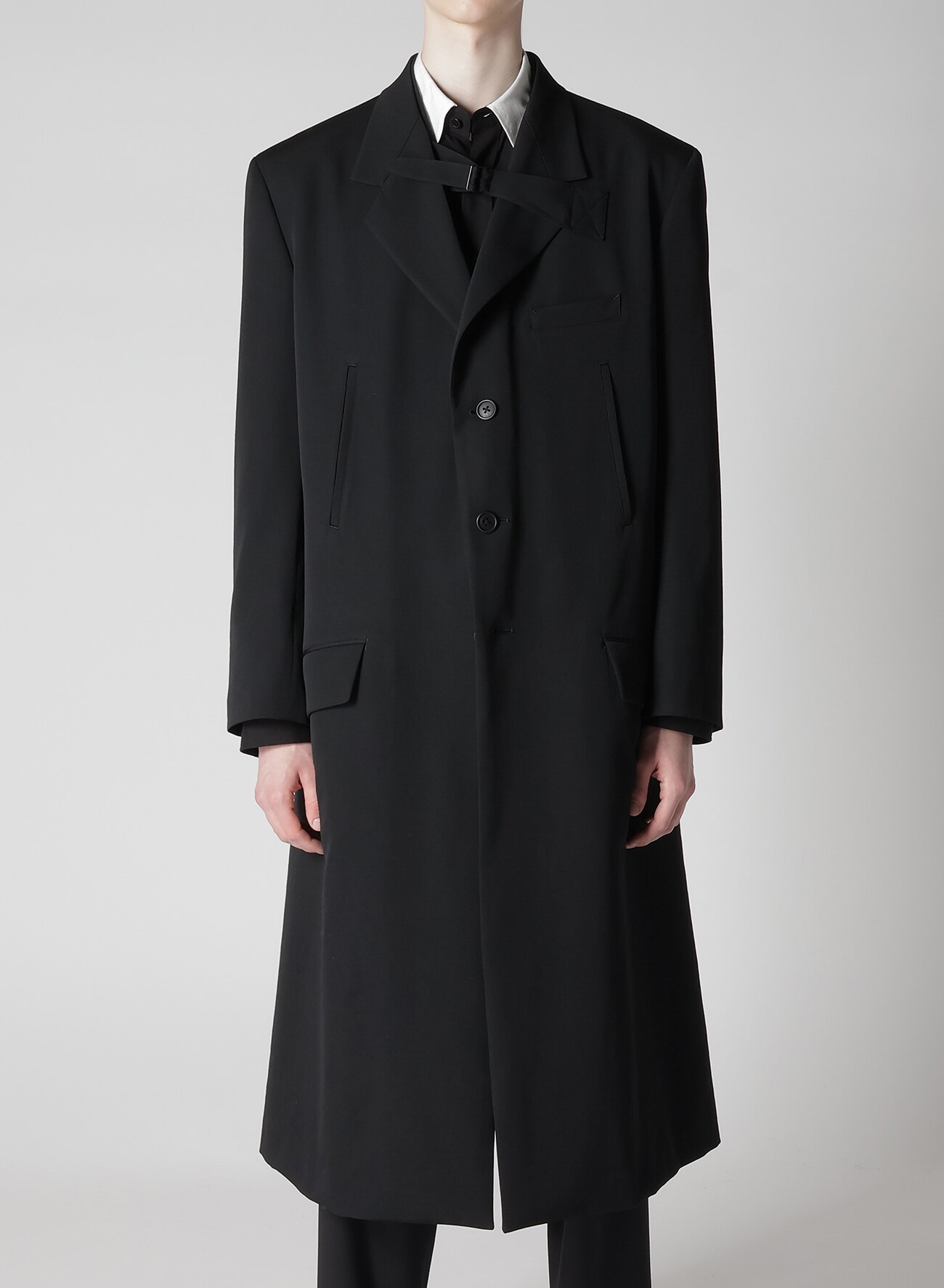 GABARDINE LAPEL BUCKLE TAB JACKET(XS Black): Y