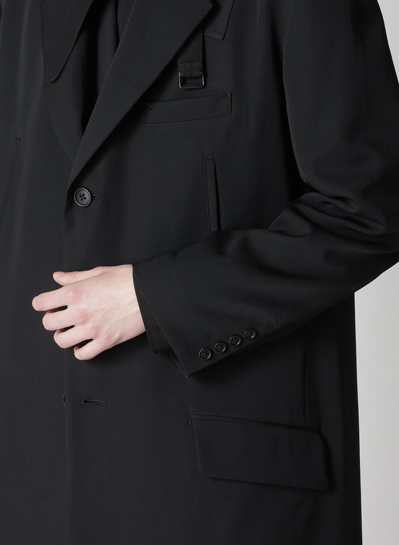 GABARDINE LAPEL BUCKLE TAB JACKET(XS Black): Y