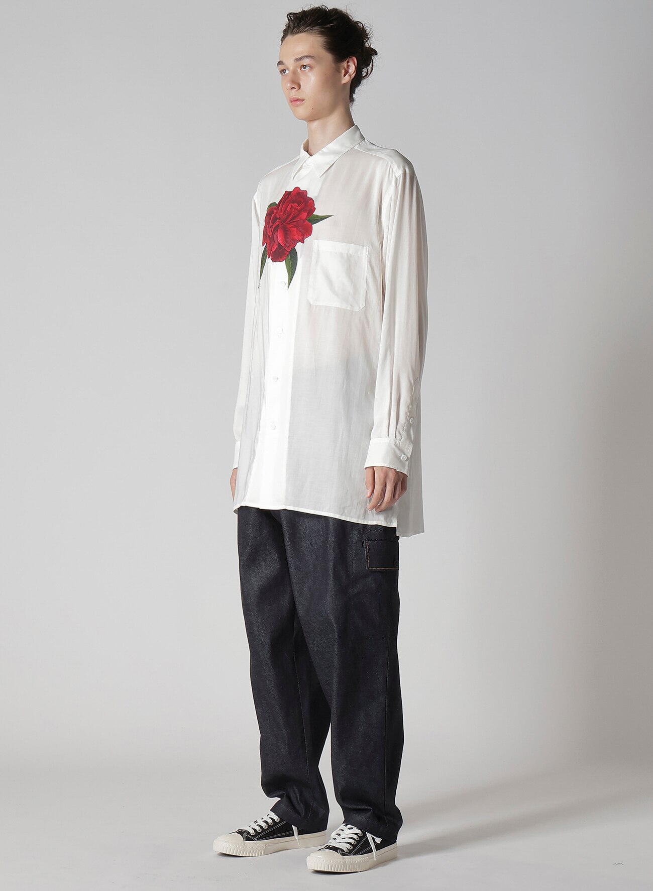 REGULAR COLLAR SHIRT WITH RED FLOWER PRINT_10
