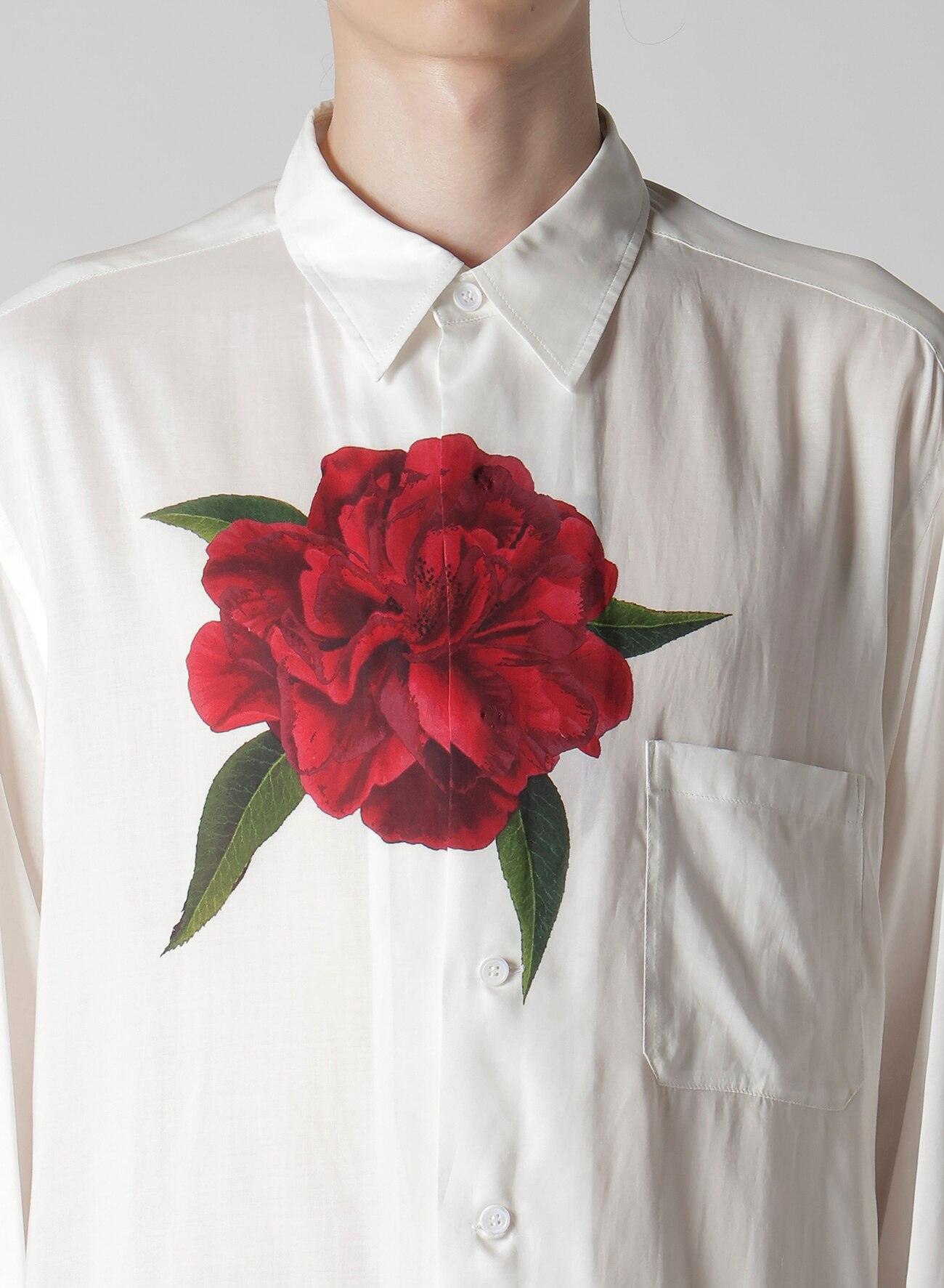 REGULAR COLLAR SHIRT WITH RED FLOWER PRINT_4
