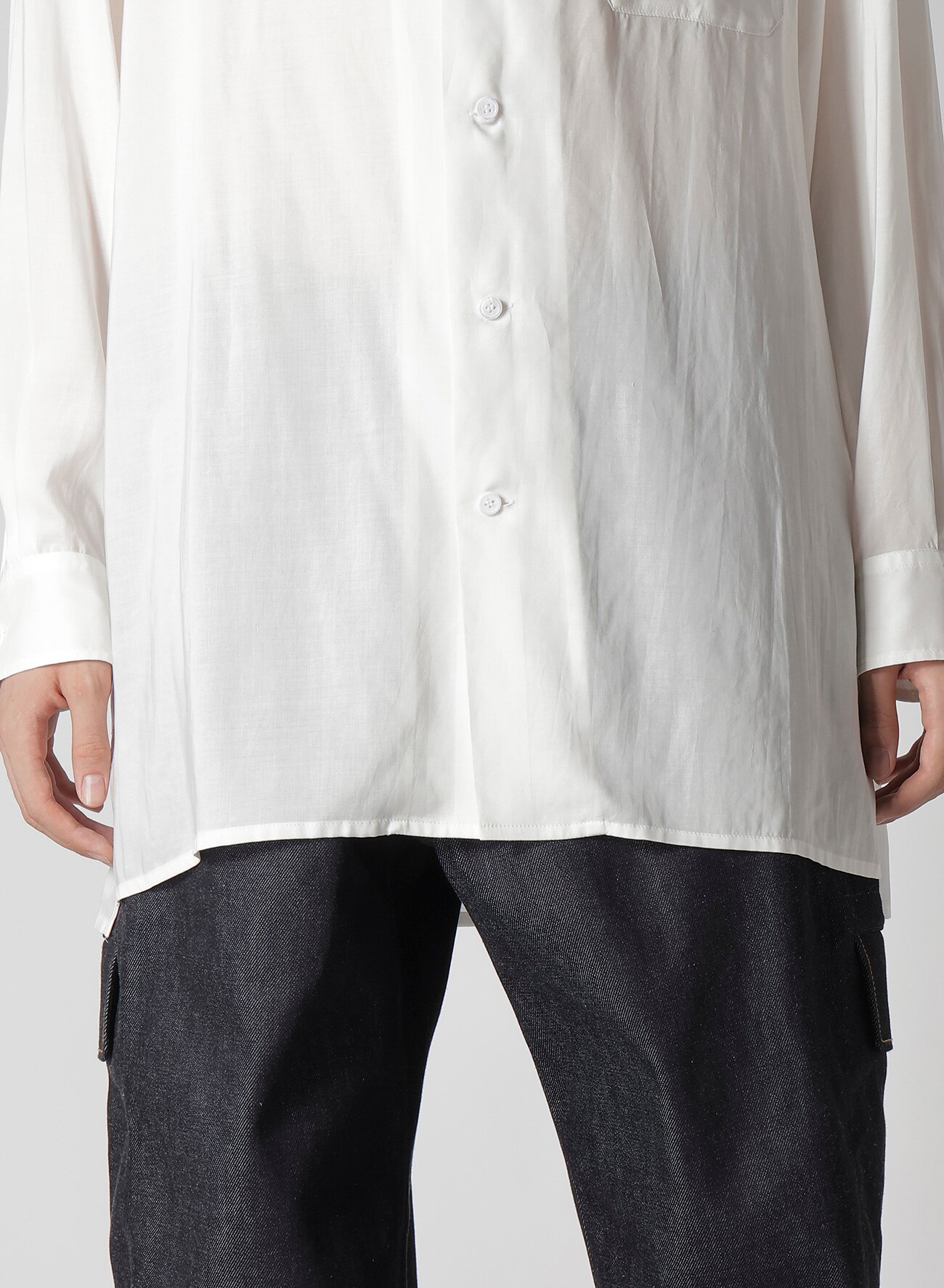 REGULAR COLLAR SHIRT WITH RED FLOWER PRINT_7