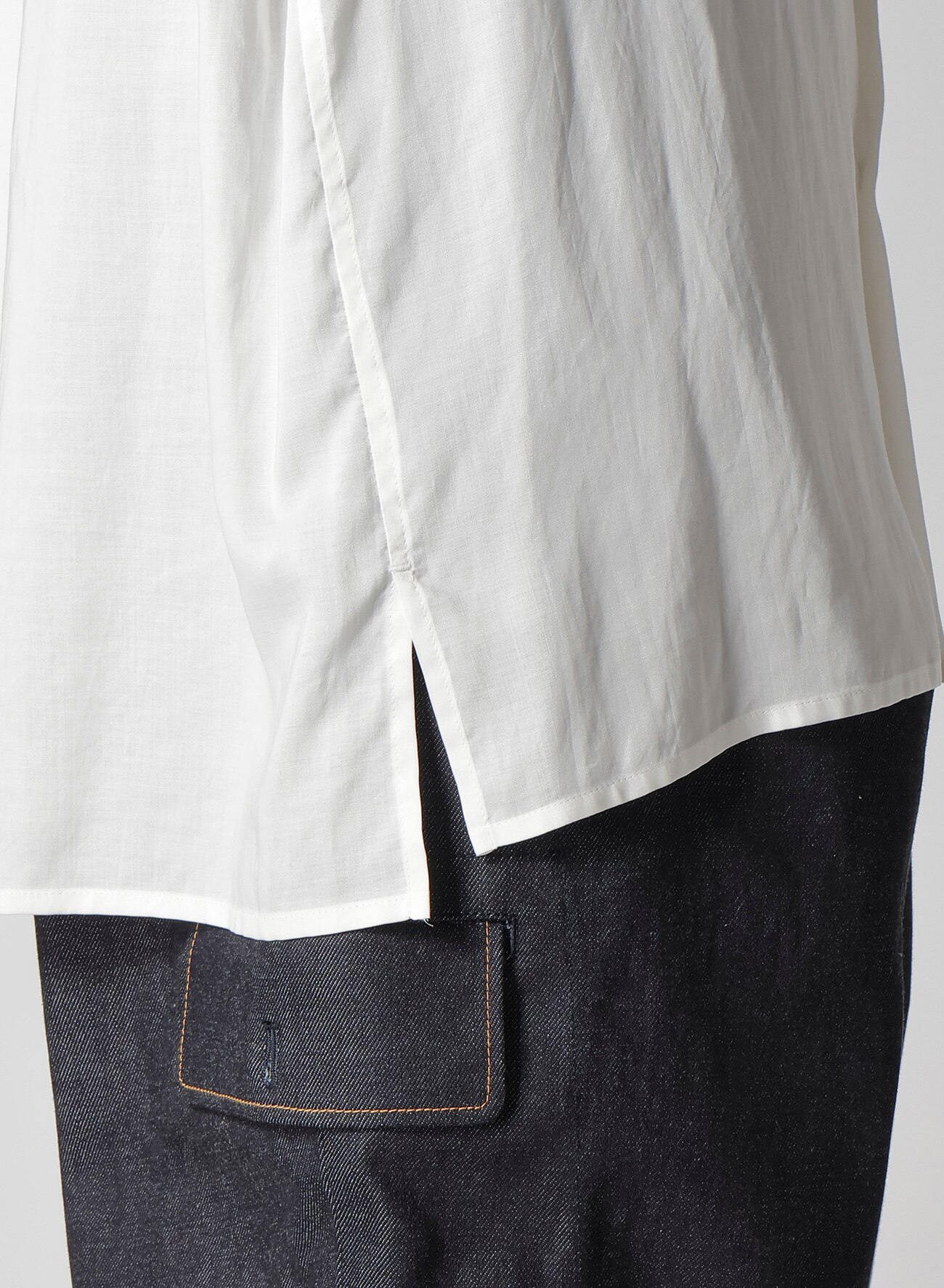 REGULAR COLLAR SHIRT WITH RED FLOWER PRINT_8