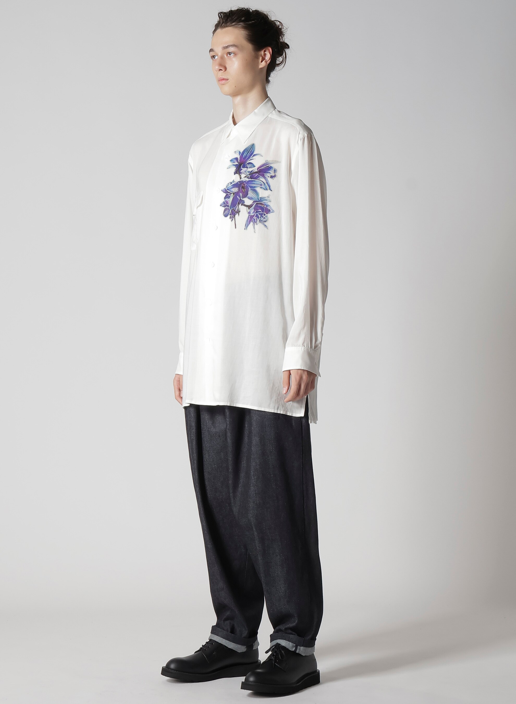 REGULAR COLLAR SHIRT WITH BLUE FLOWER PRINT(S White): Y's