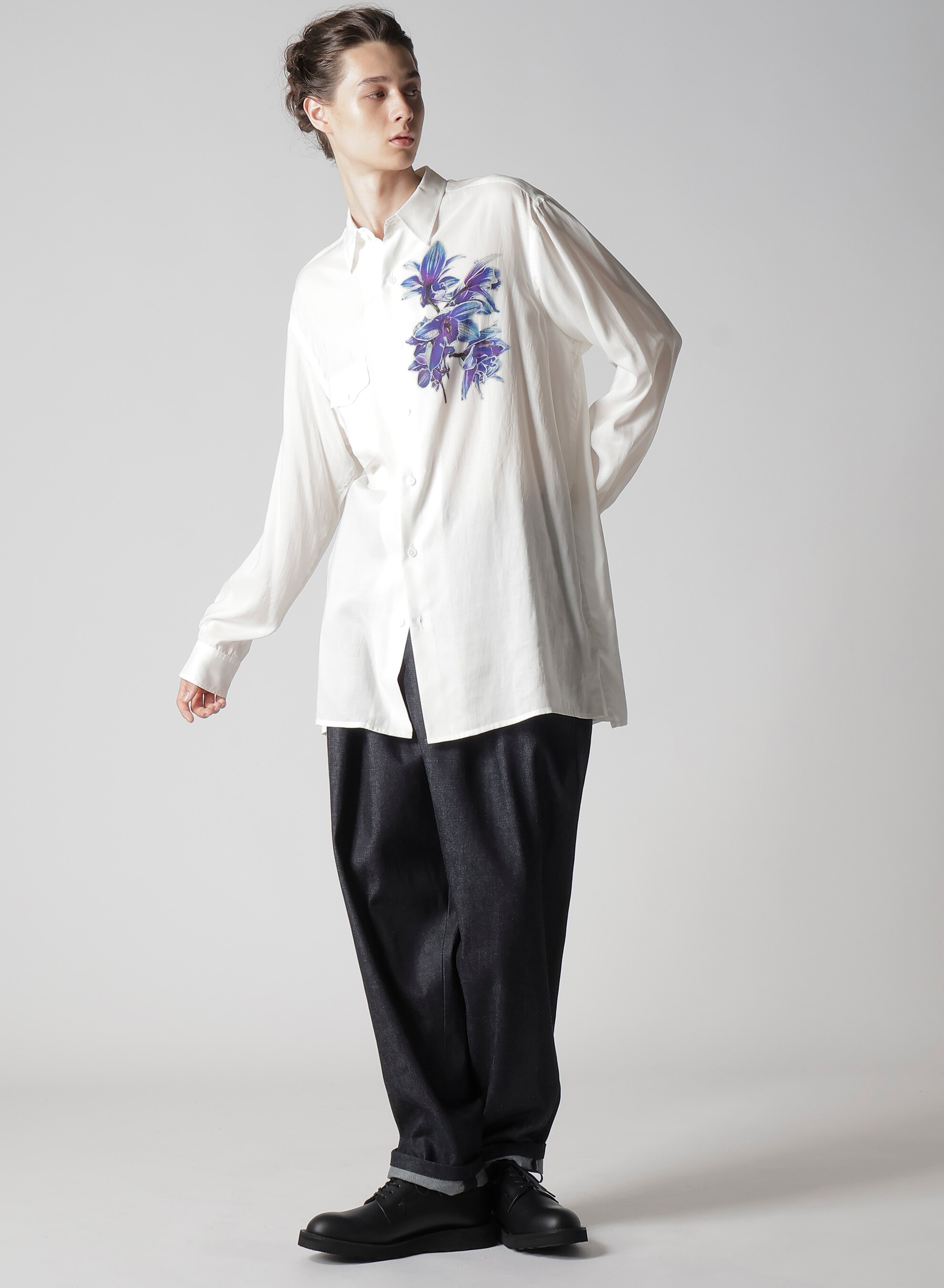 REGULAR COLLAR SHIRT WITH BLUE FLOWER PRINT(S White): Y's
