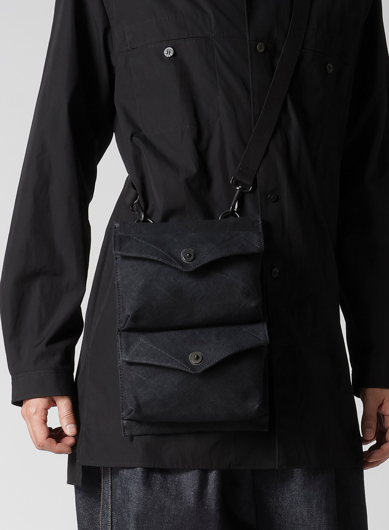 C6 CANVAS BIO MILITARY SACOCHE_9