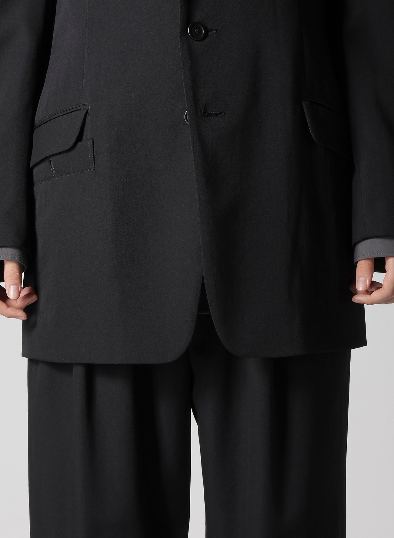 WOOL GABARDINE TURN BACK COLLAR JACKET_5