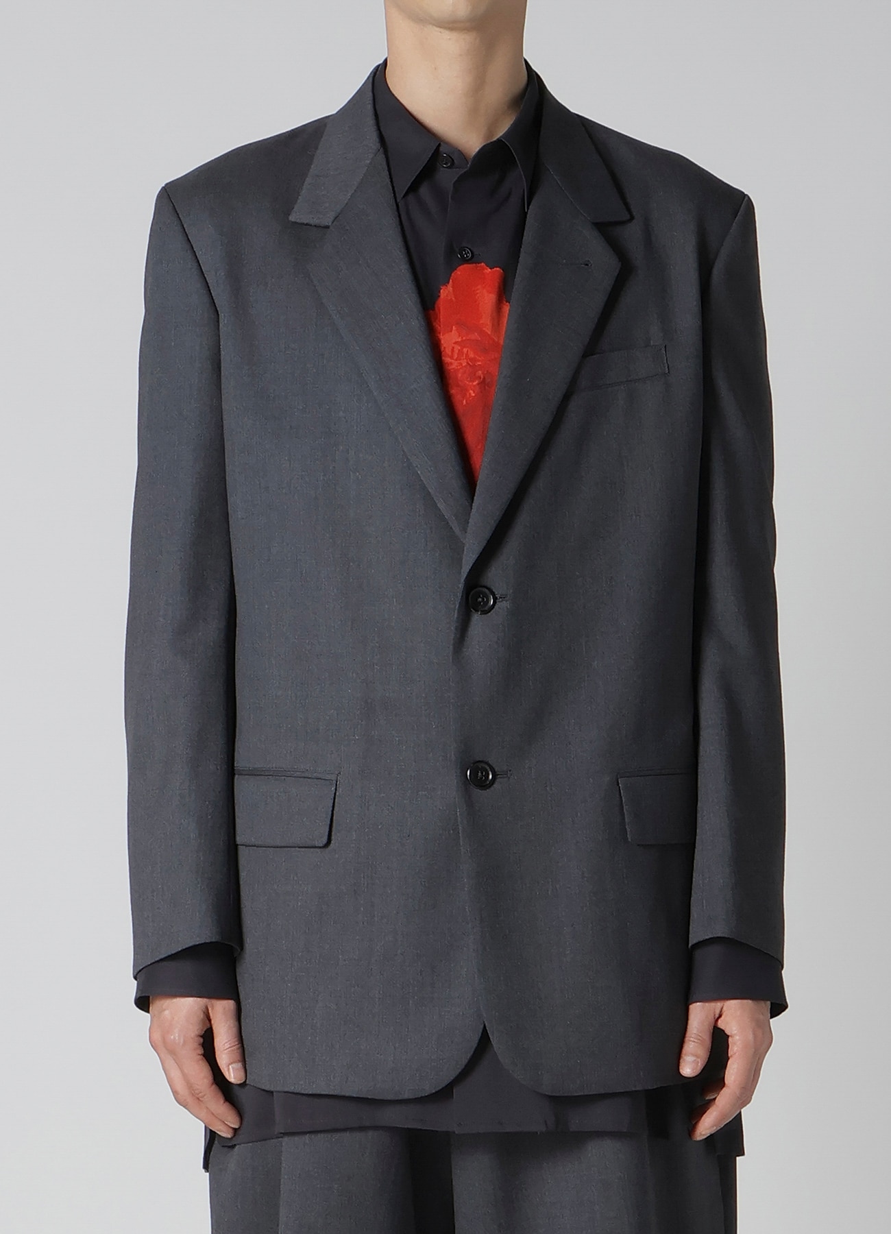 SUIT GABARDINE JACKET WITH 2-BUTTONS_4