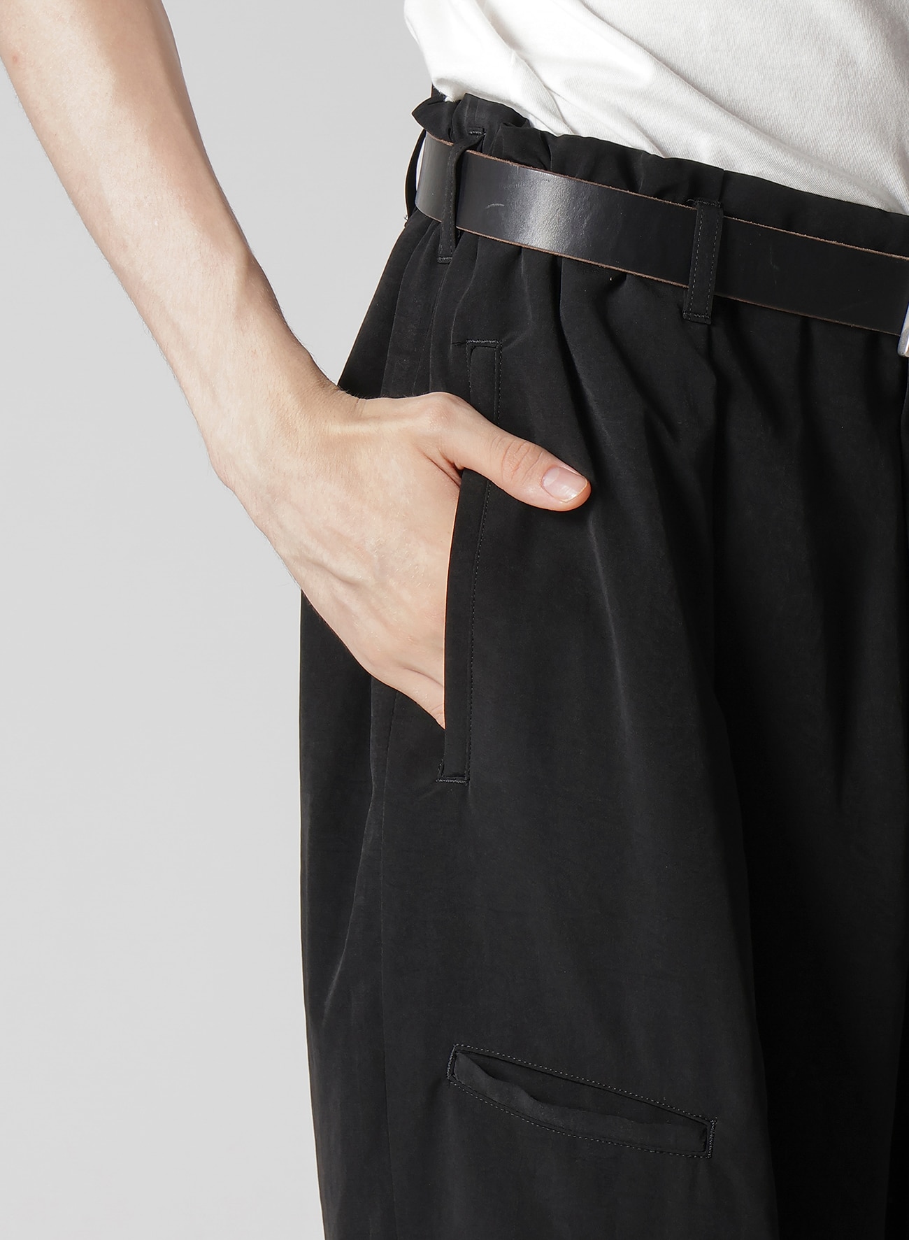 TA TUXEDO PANTS WITH RIGHT LEG POCKET(L Black): Y's for men