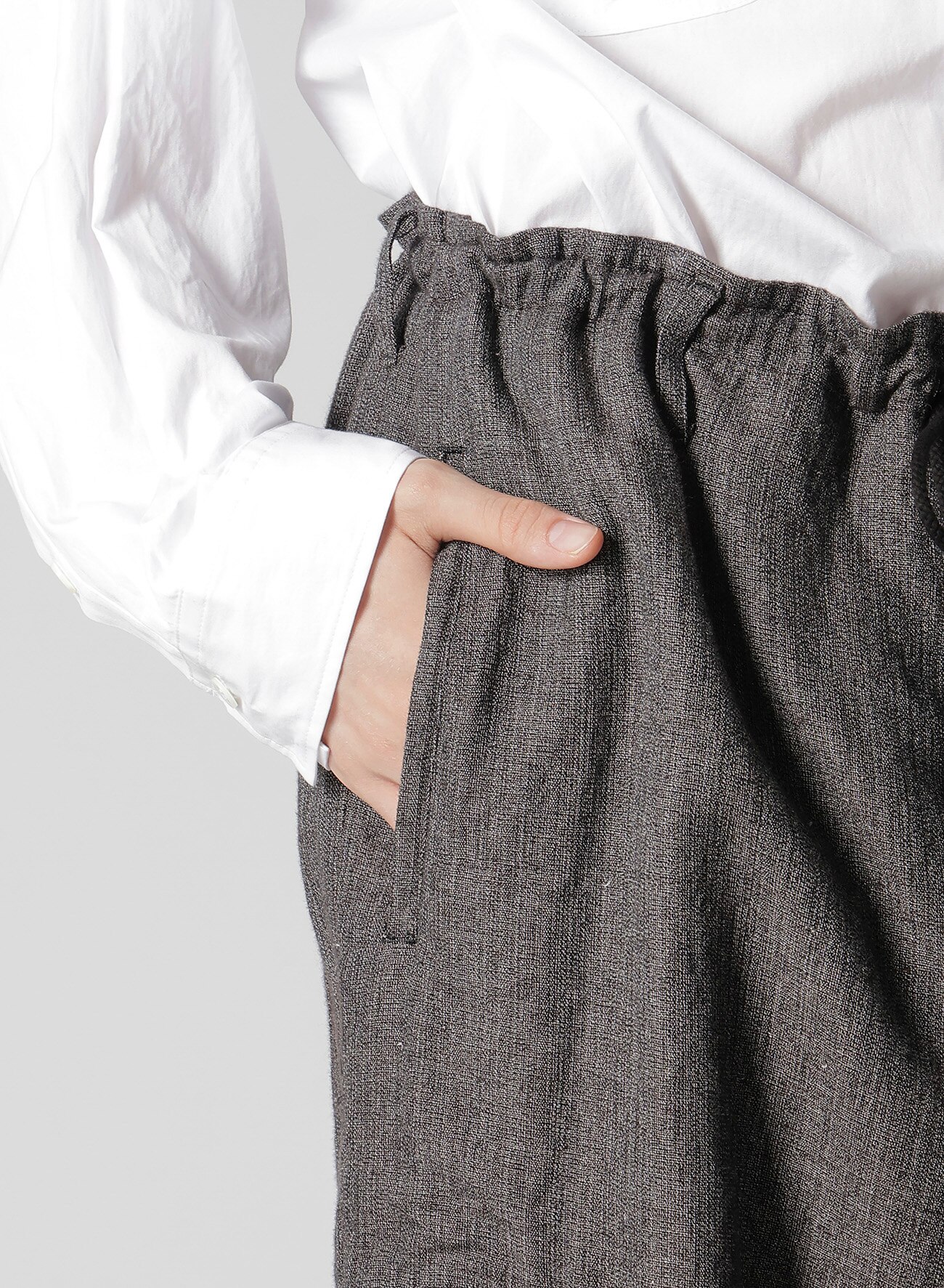 HEATHER KHADI PANTS WITH RIGHT AND LEFT LEG POCKETS_5