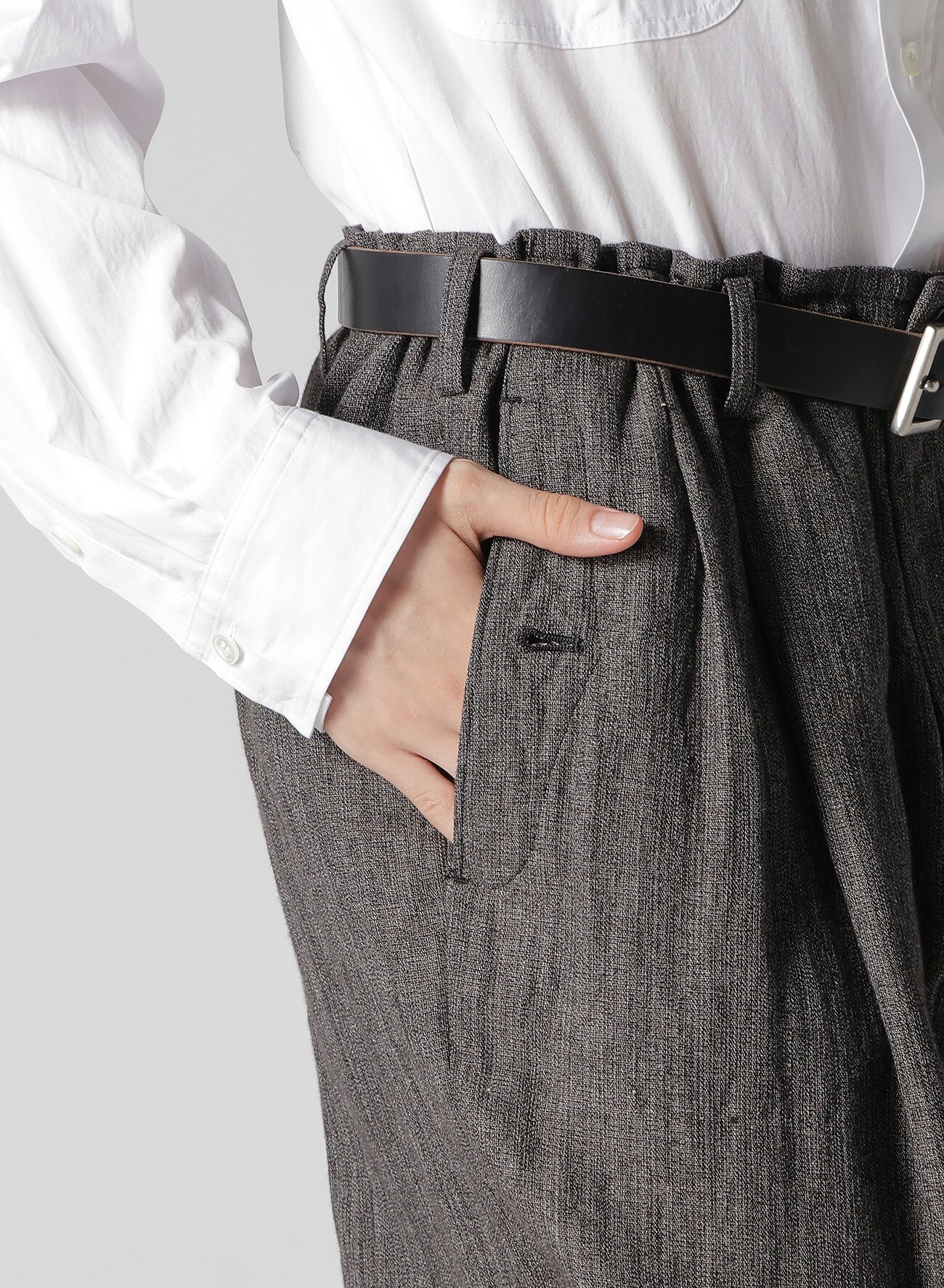 HEATHER KHADI PANTS WITH POCKET DETAIL_5