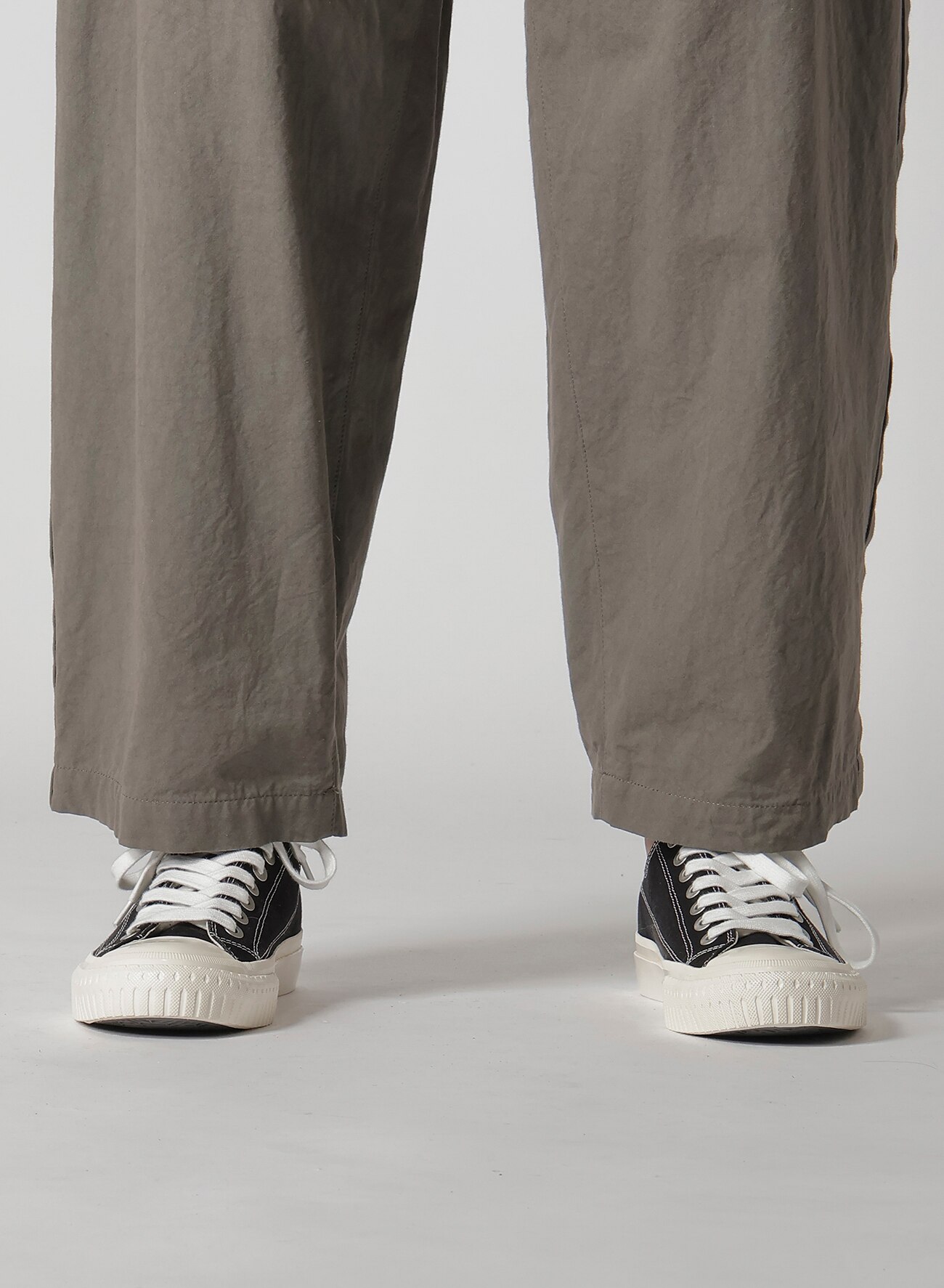 January 11, 10:00(JST) Release】COTTON POPLIN PANTS WITH