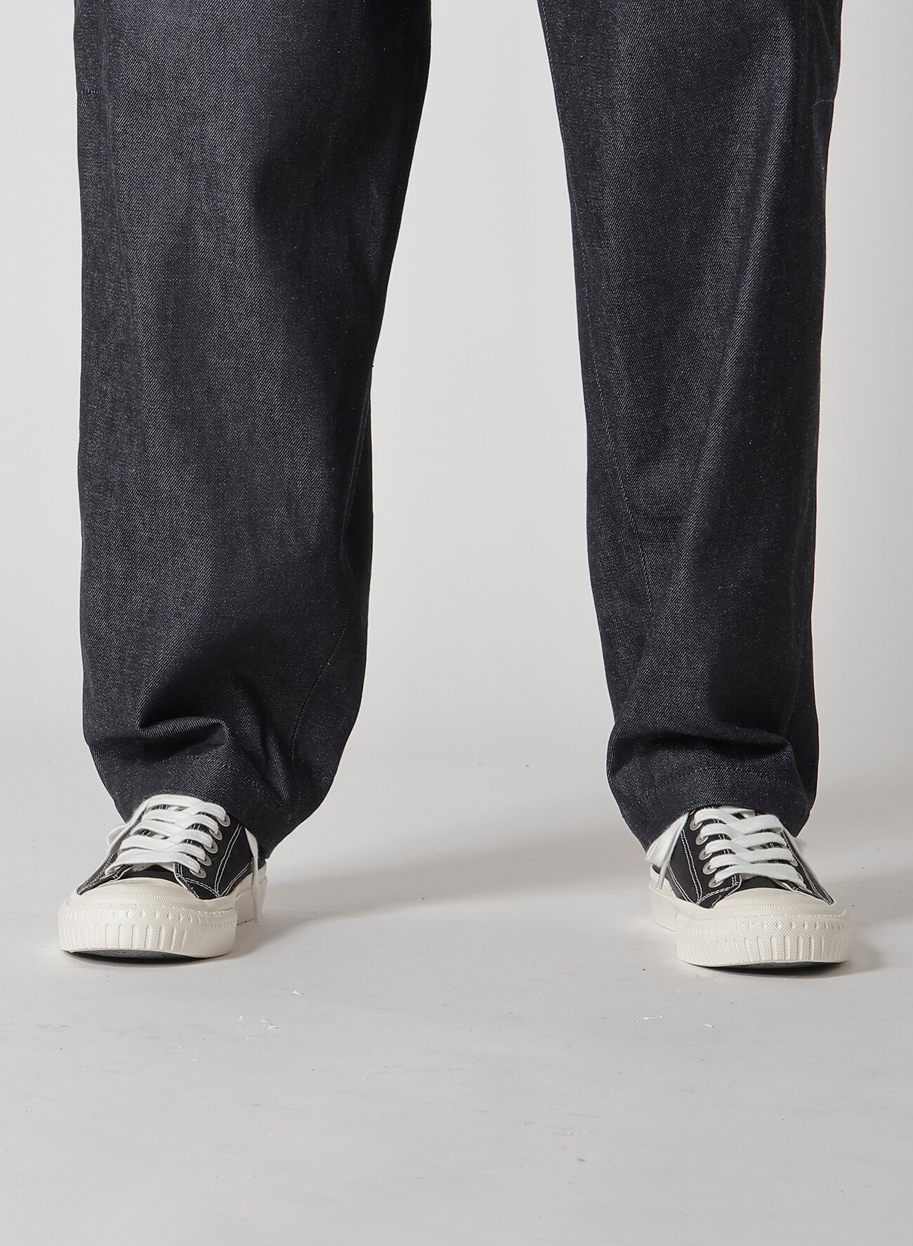January 11, 10:00(JST) Release] 13oz UNEVEN YARN DENIM TUCK PANTS WITH COLOR COMBI STITCH_7