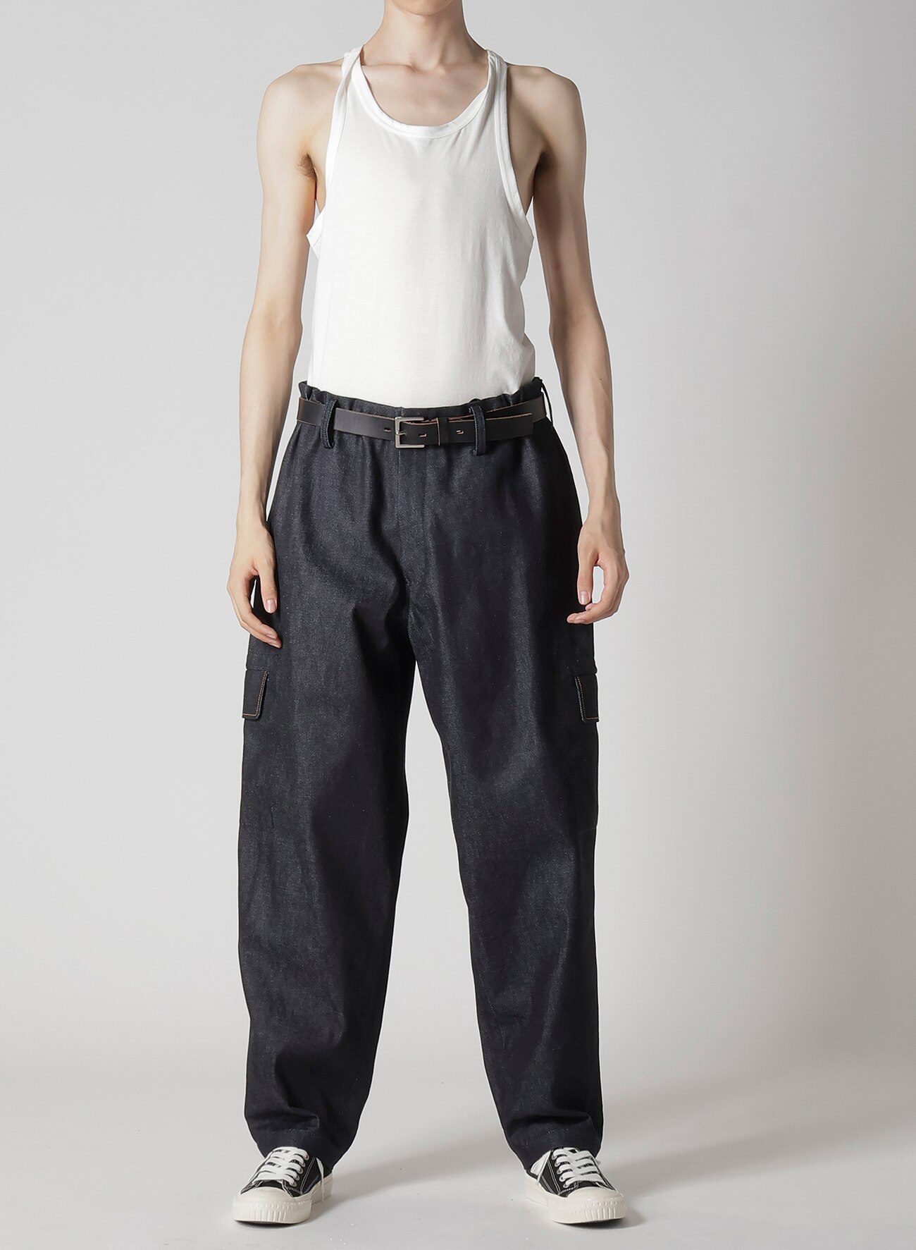 January 11, 10:00(JST) Release] 13oz UNEVEN YARN DENIM TUCK PANTS WITH COLOR COMBI STITCH_9