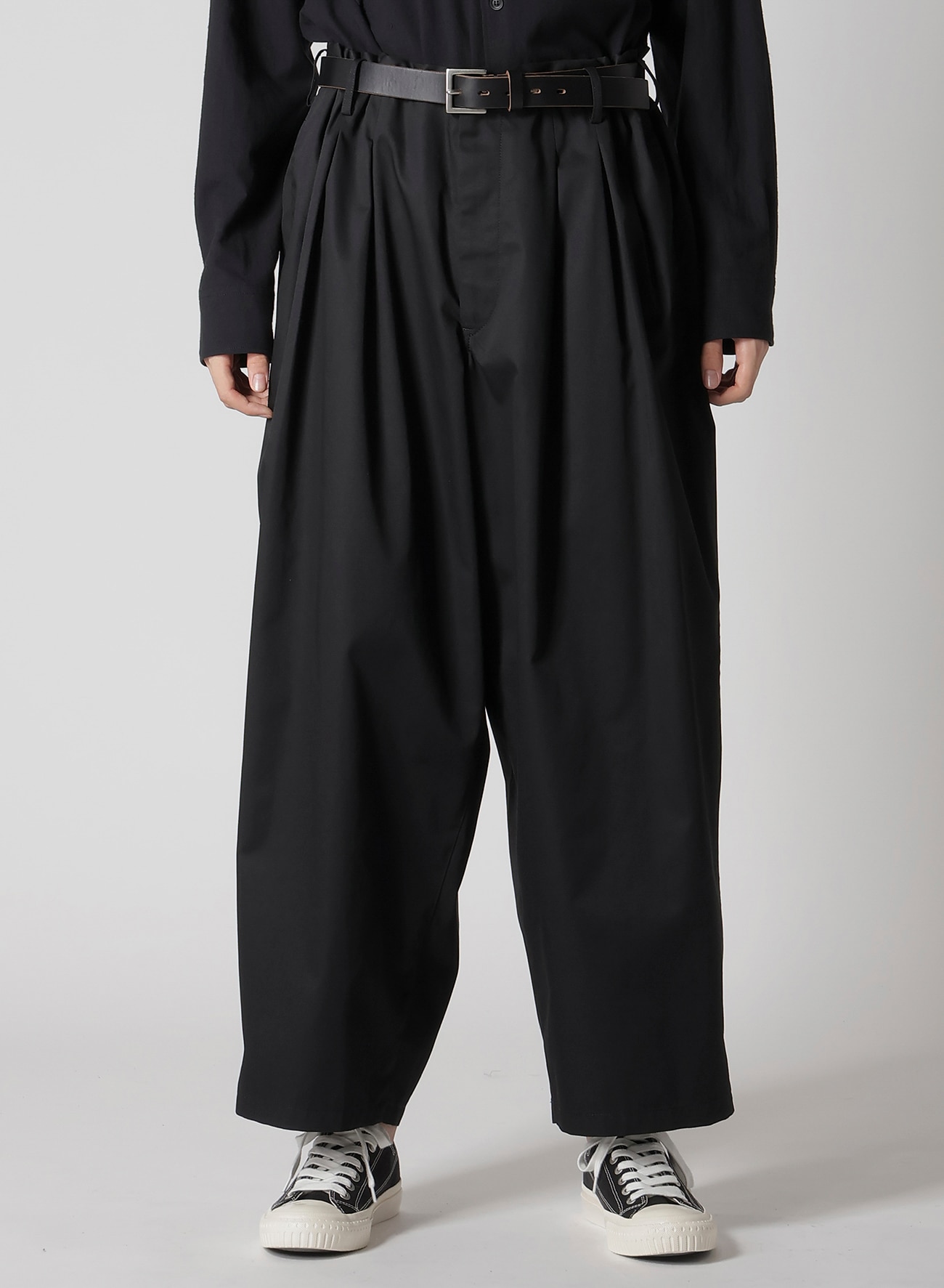 T/C TWILL PANTS WITH 12-TUCKS_3