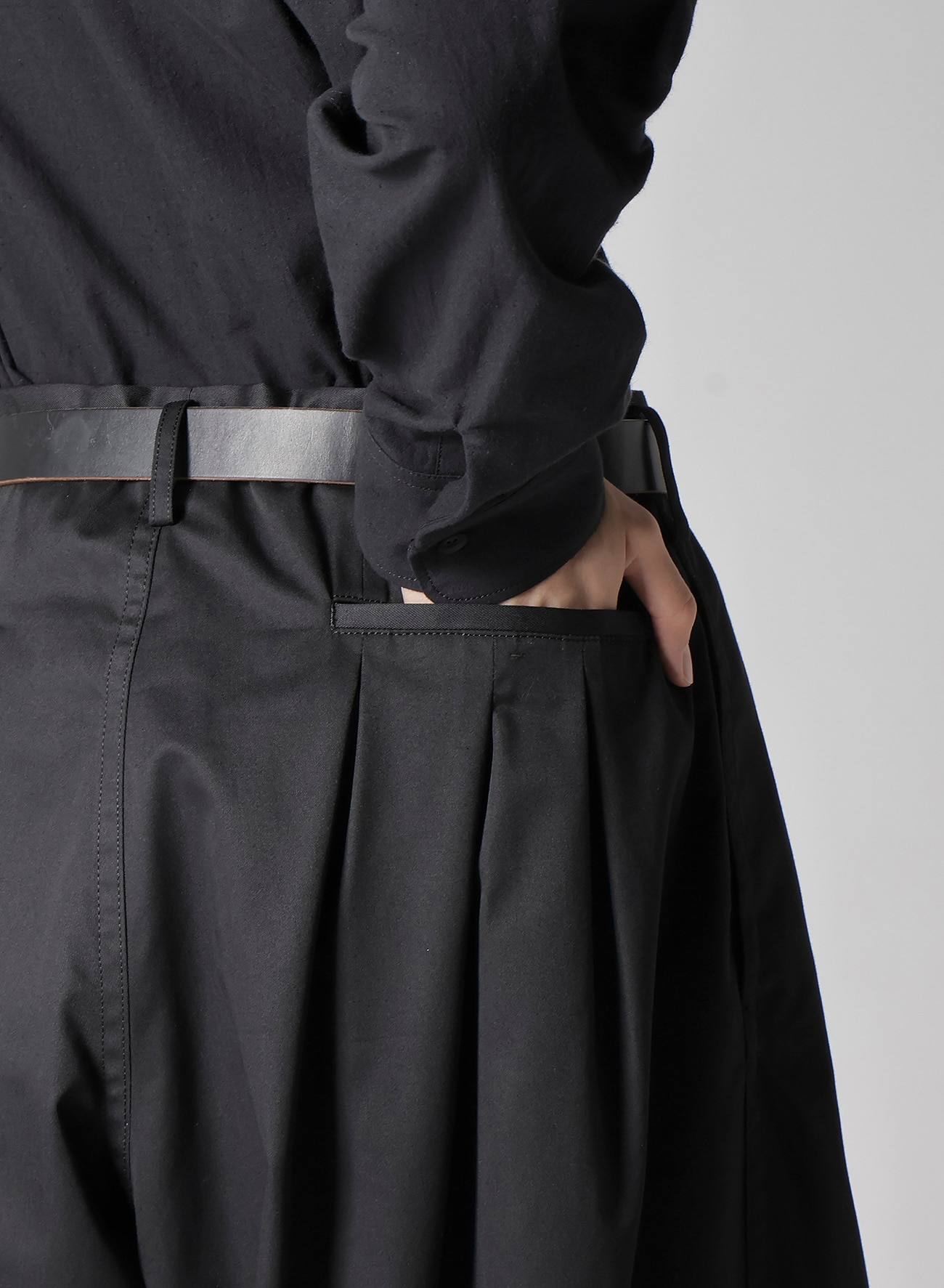 T/C TWILL PANTS WITH 12-TUCKS_6