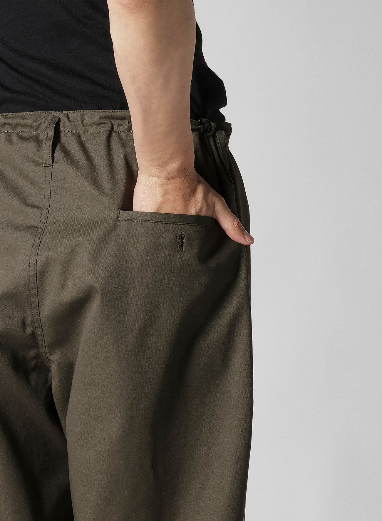 T/C TWILL PANTS WITH  SIDE SEAM TUCK_4