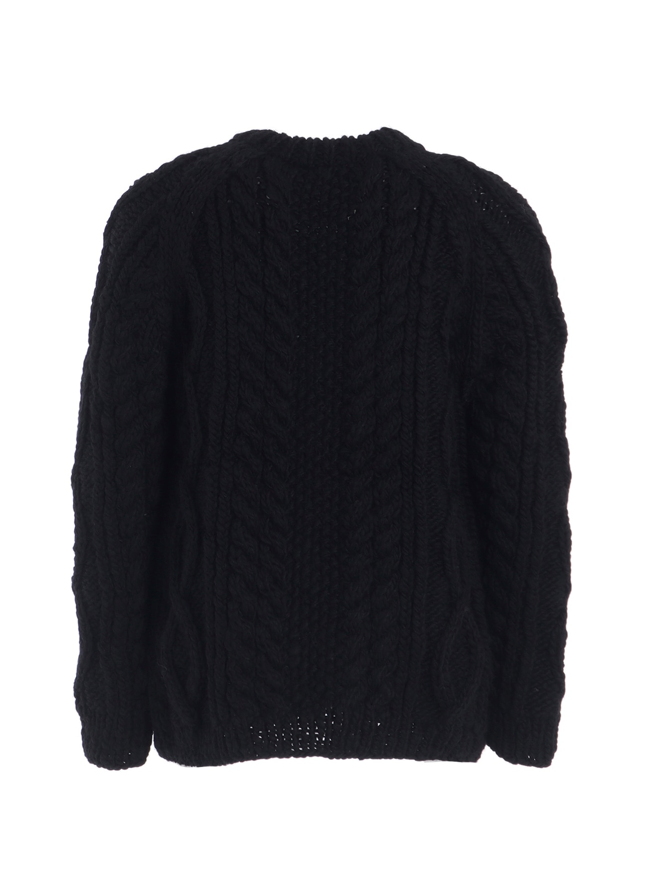 HAND-KNITTED ARAN KNIT_3