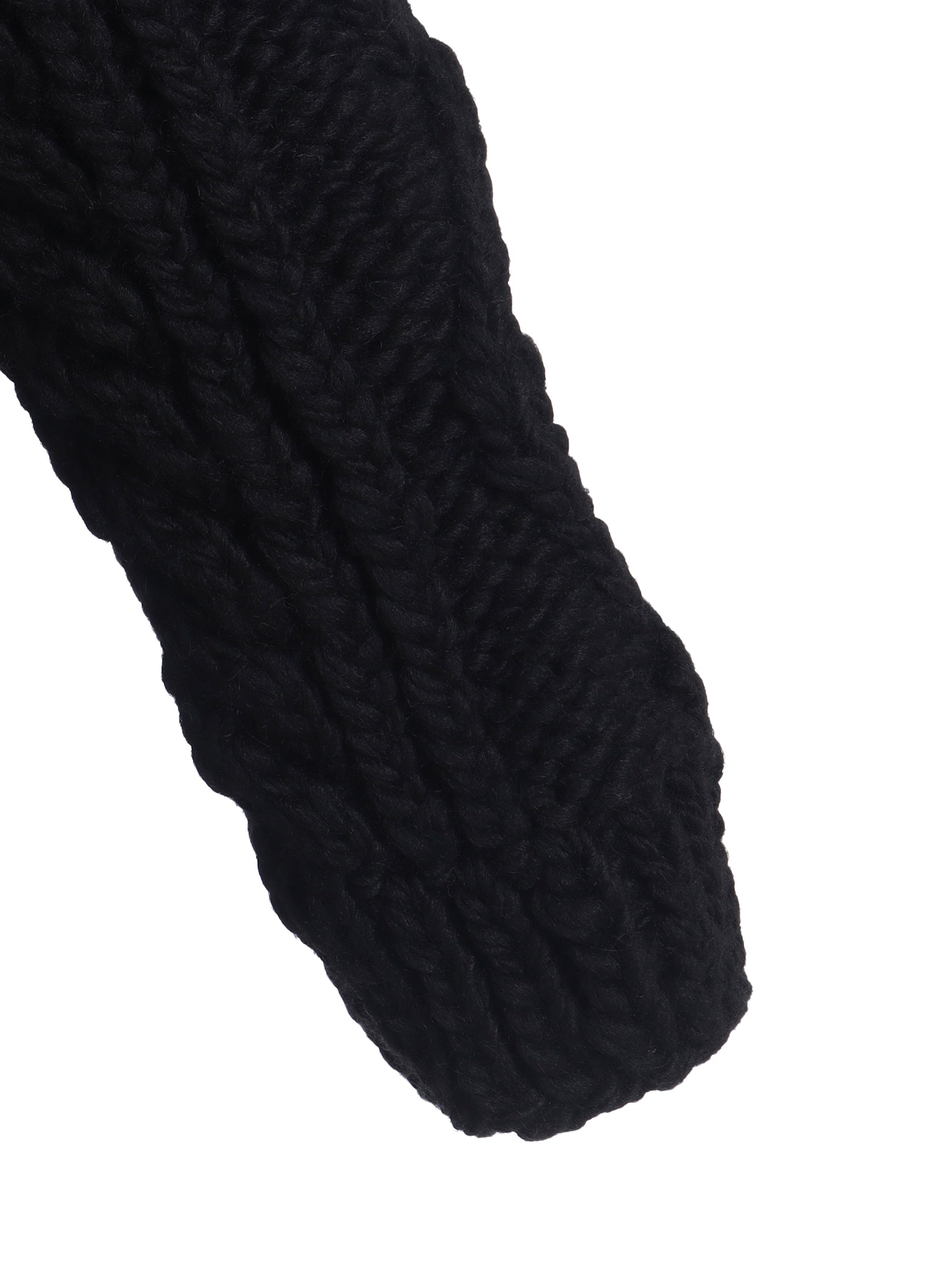 HAND-KNITTED ARAN KNIT_5