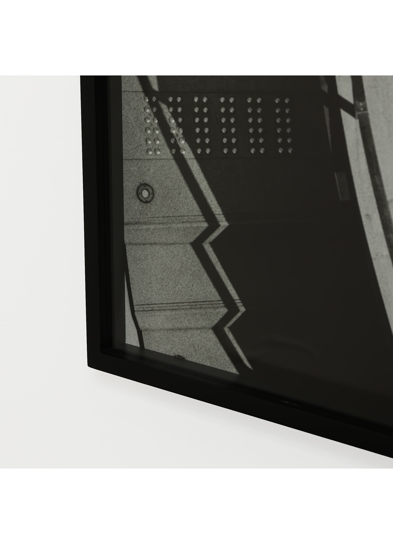 TAKAY "IN PRAISE OF SHADOW (HOMAGE TO TADAO ANDO)" 05_4