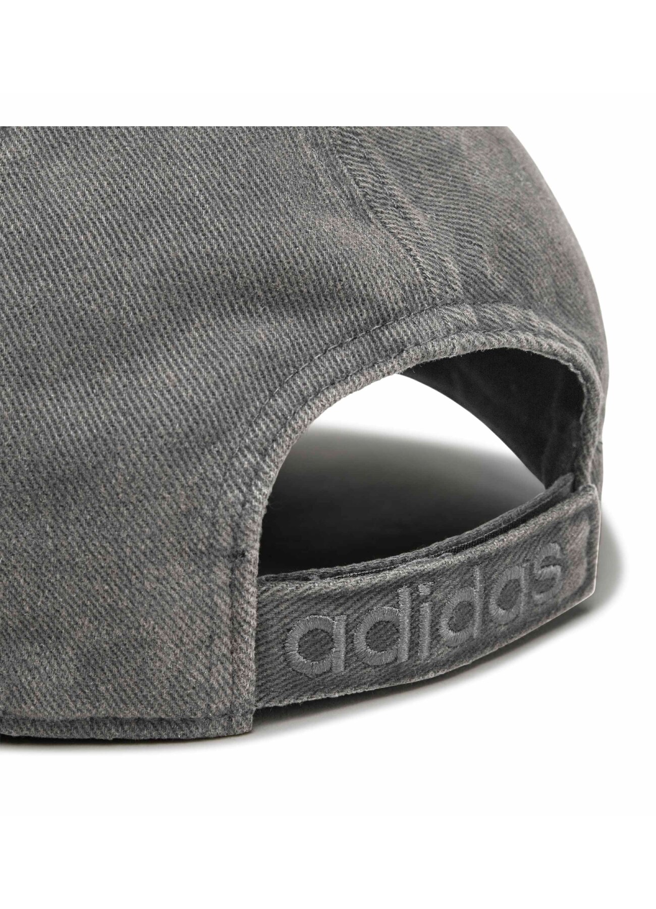 [22 May 10:00 JST release] AV Slashed Cap_6