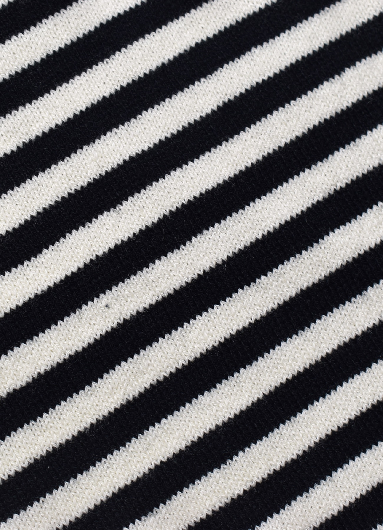 [4 Apr 12:00 JST release]L.G.Border Crewneck T-SH_5