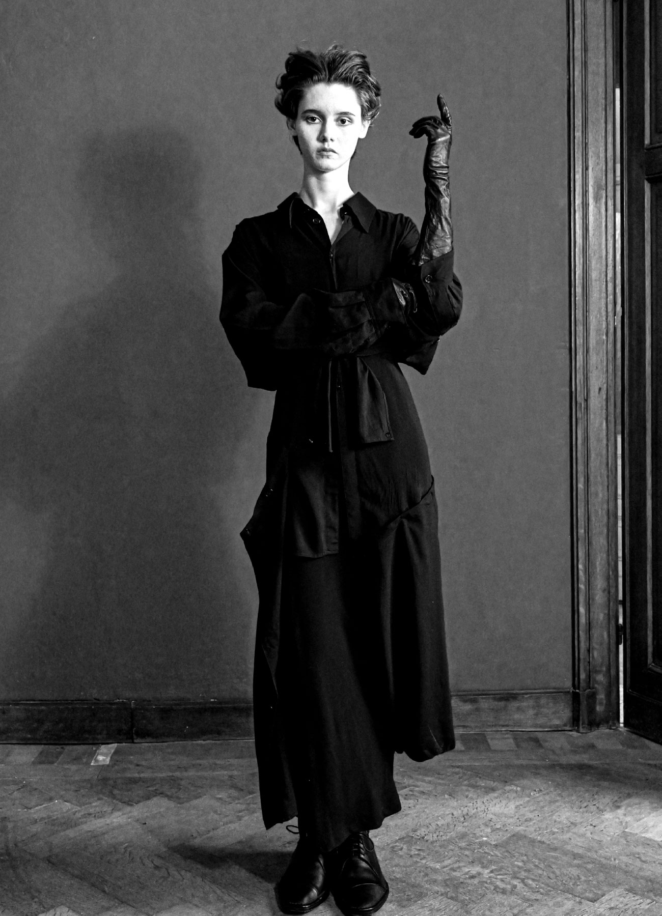 [20 Sep 12:00 JST release]WILDSIDE × Kie Einzelganger Strap-Detail Shirt Dress