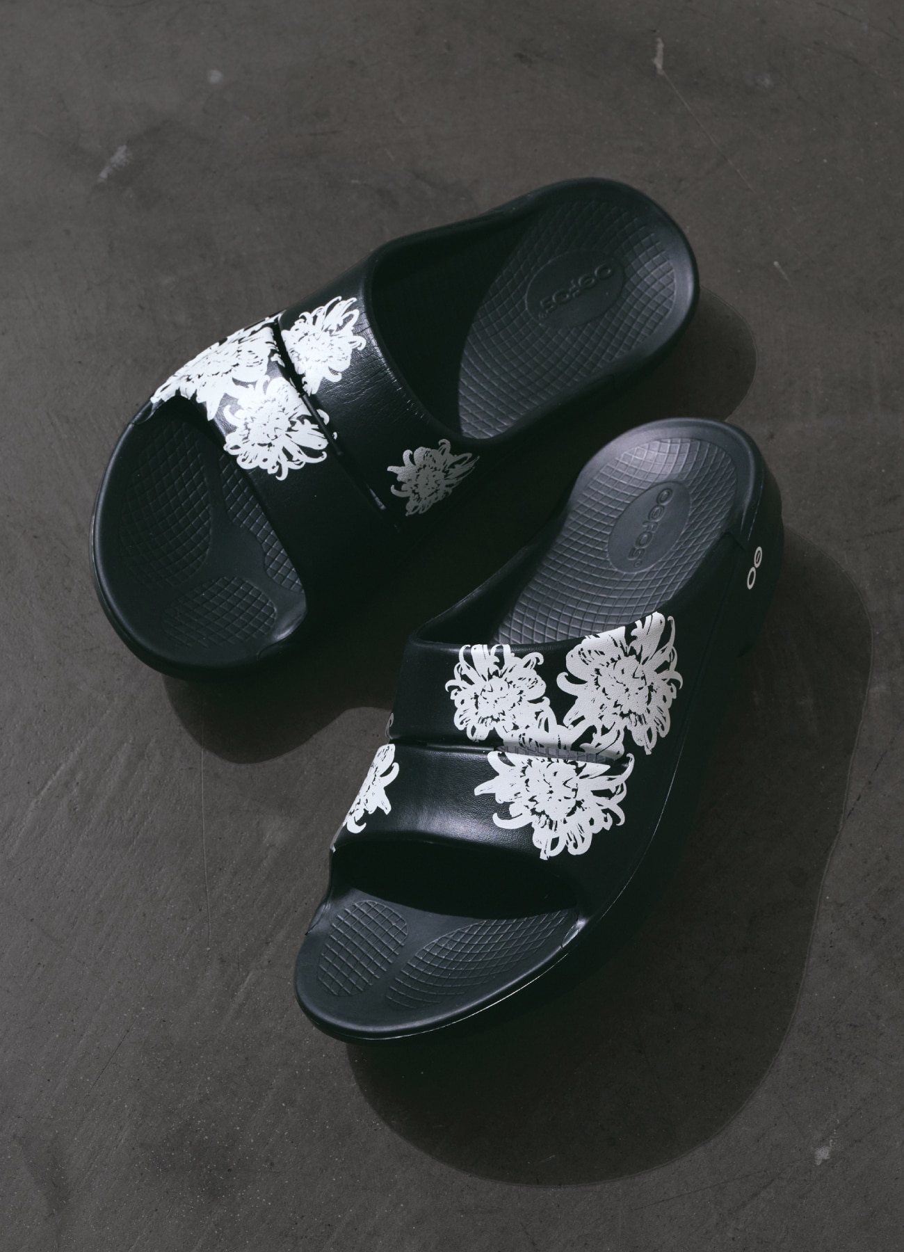 [3 June 12:00 JST release] WILDSIDE × OOFOS OOahh_3