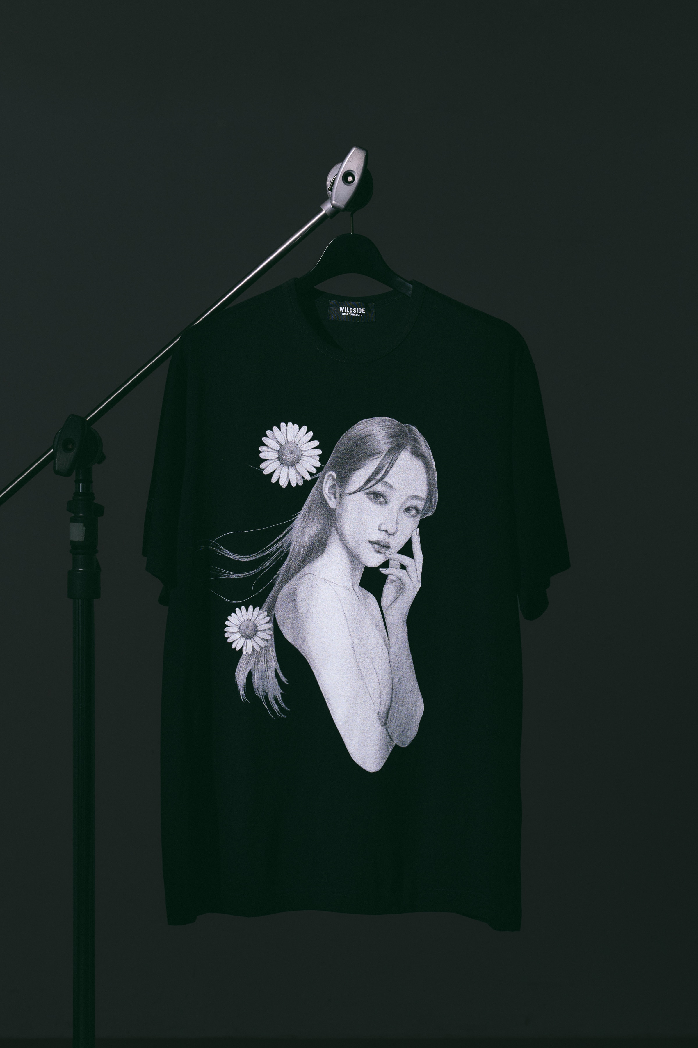 [Apr 17- Advance Release at WILDSIDE HARAJUKU | Apr 22- General Release ]WILDSIDE × Suzume Uchida T-shirt (Spring Breeze)_3