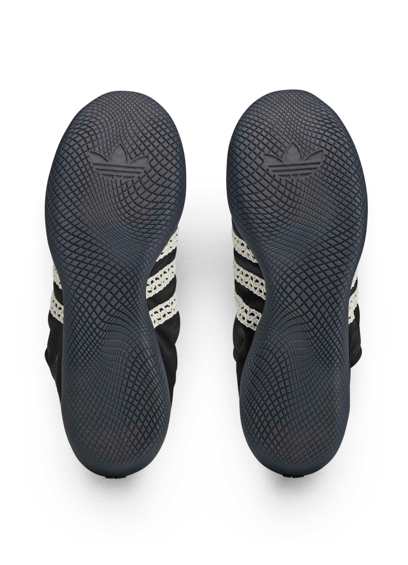 [31 Oct 10:00 JST release] WB KARINTHA LO SATIN_5