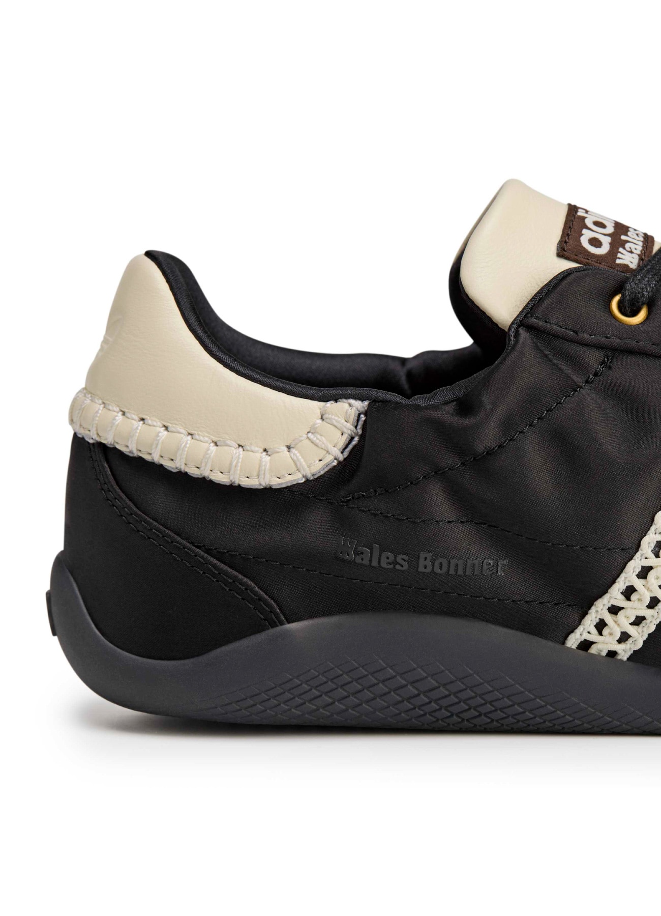 [31 Oct 10:00 JST release] WB KARINTHA LO SATIN_6