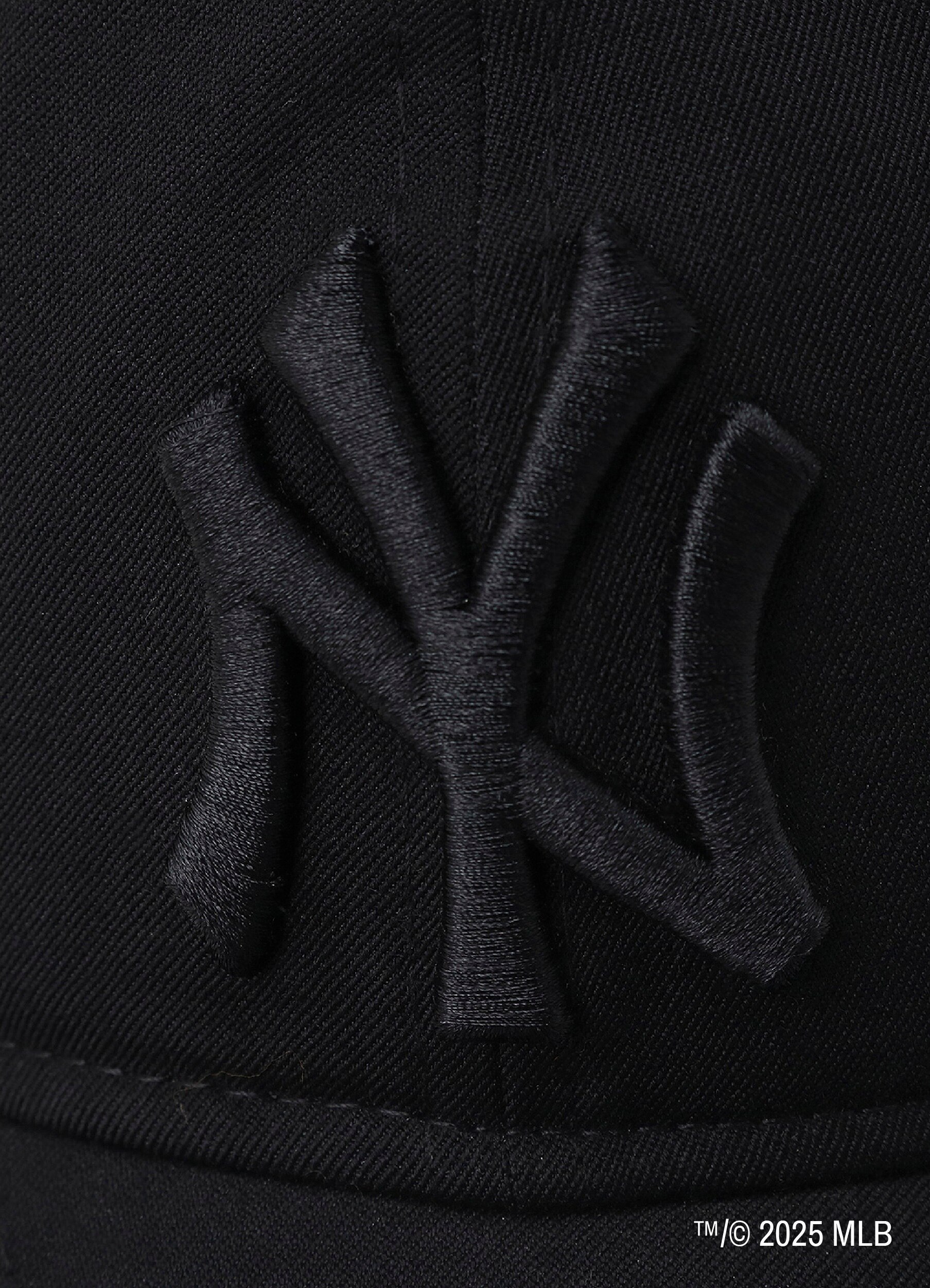 WILDSIDE×NEW ERA 9THIRTY New York Yankees BLACK GABARDINE CAP_5