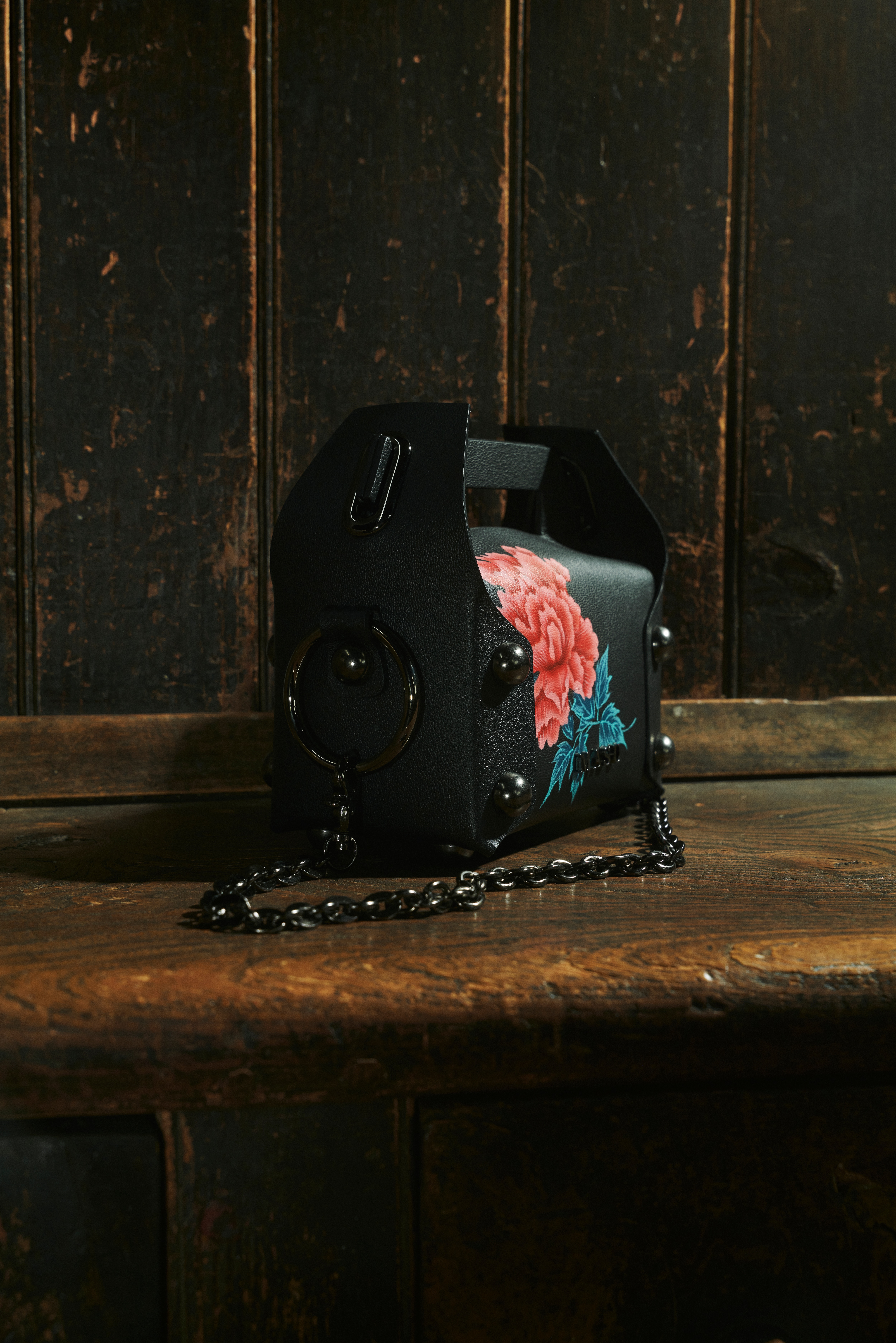 [26 Nov 12:00 JST release] WILDSIDE x M A S U PEONY LEATHER CAKE BAG_3