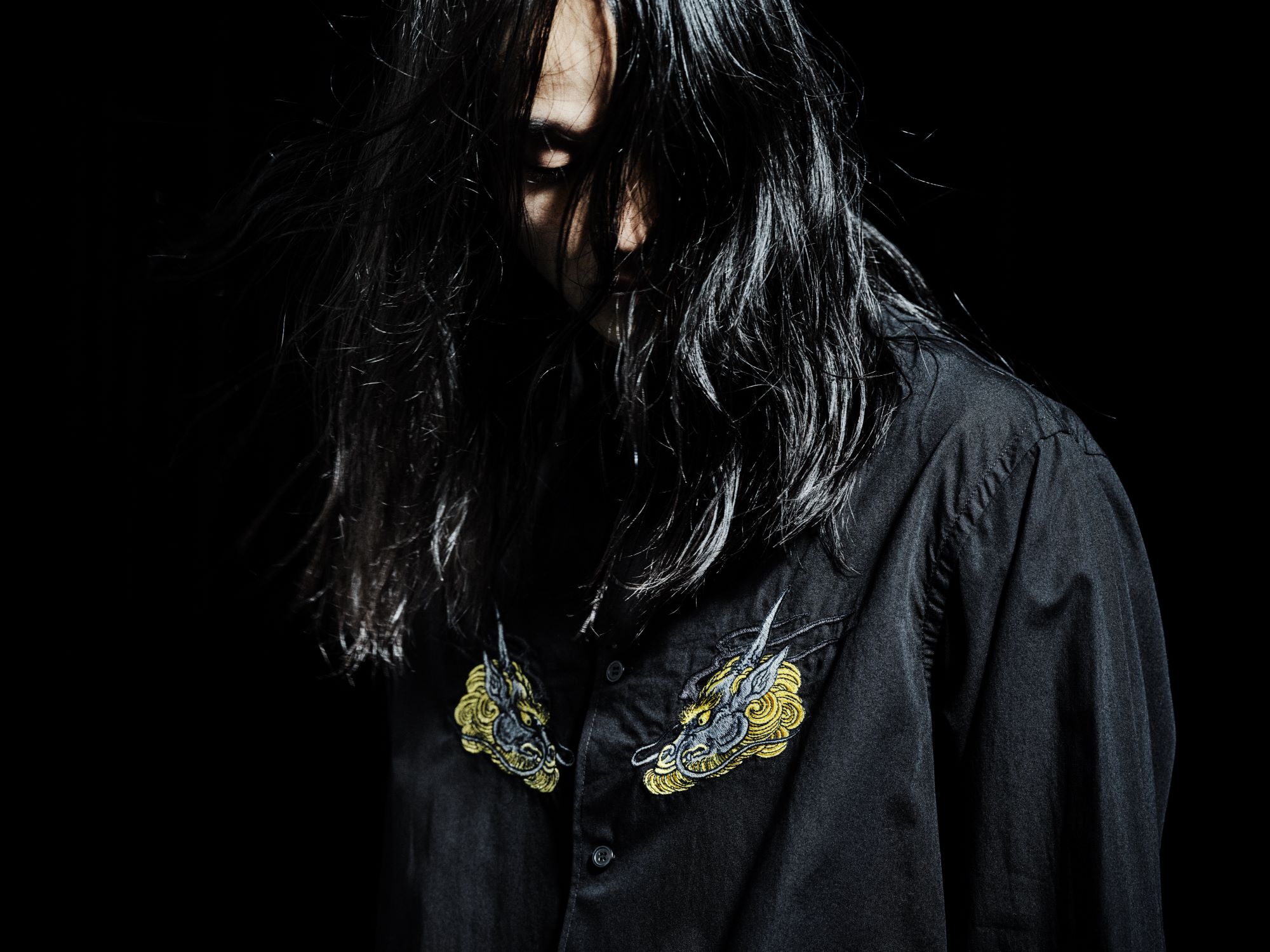 WILDSIDE × RYU GA GOTOKU STUDIO Cotton Embroidery Shirt (kylin)_3