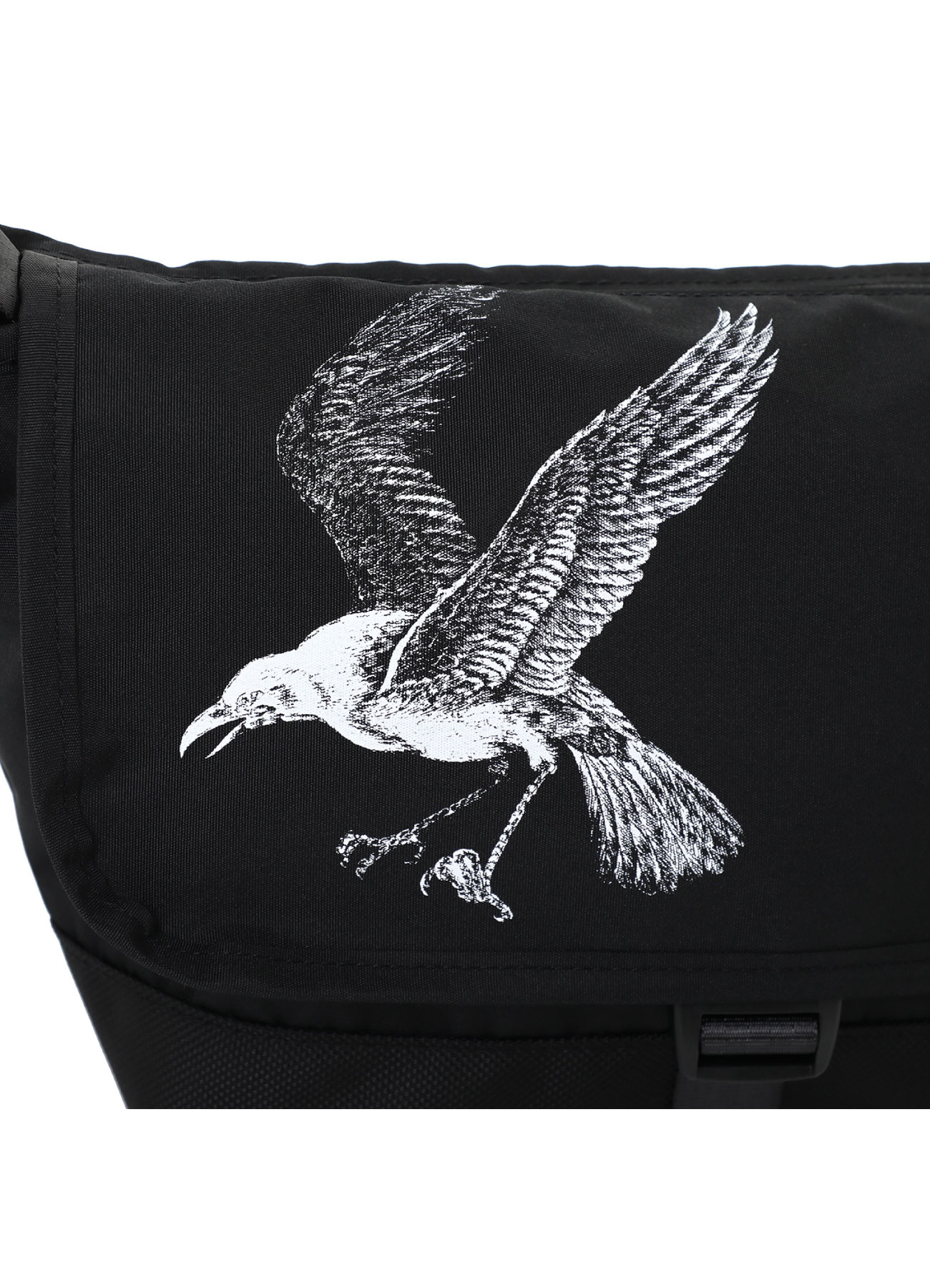 sp22-busy-bee-tech-tote-
