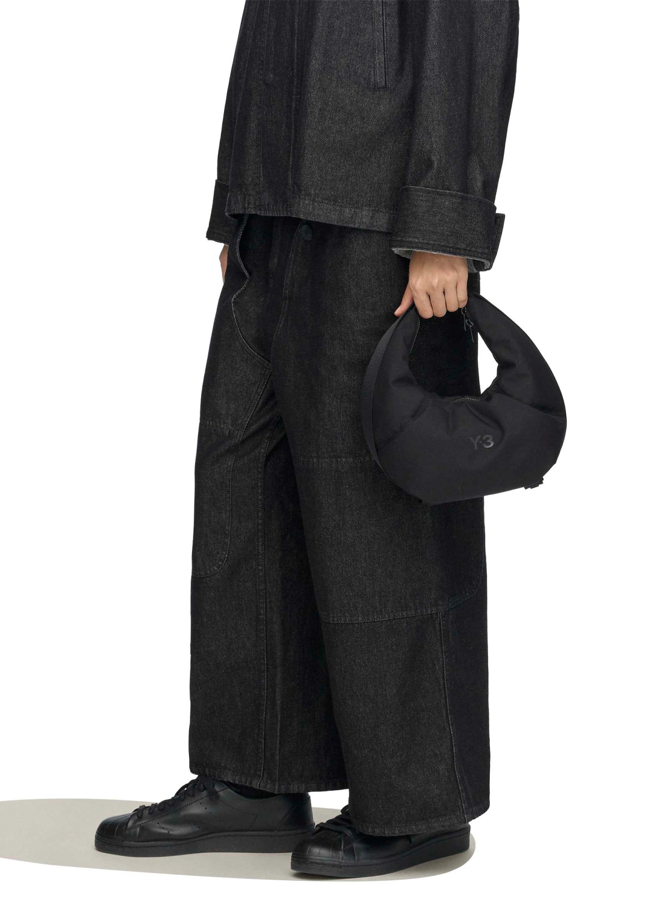 [13 June 12:00 JST release]Y-3 CRESCEN BAG_2