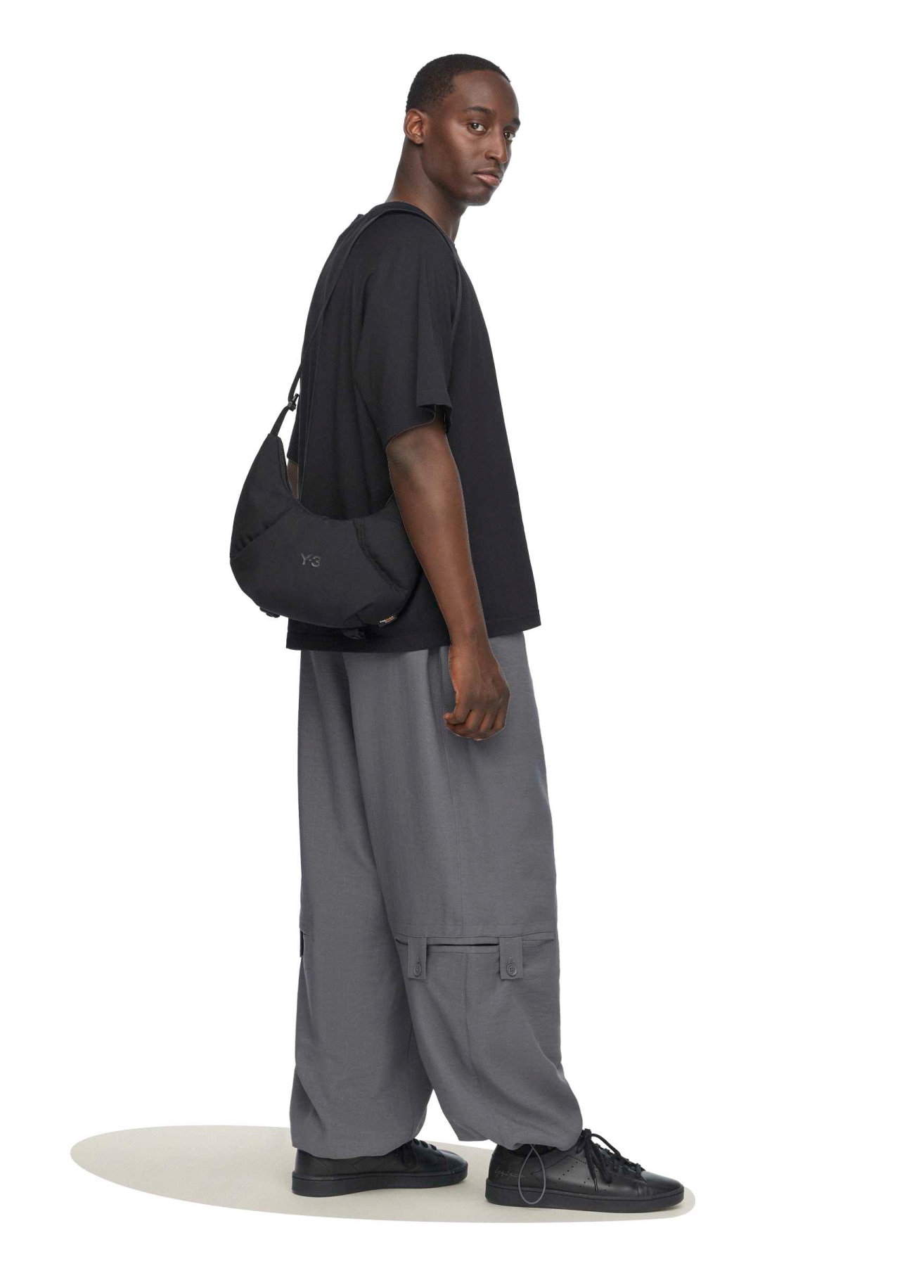 [13 June 12:00 JST release]Y-3 CRESCEN BAG_3