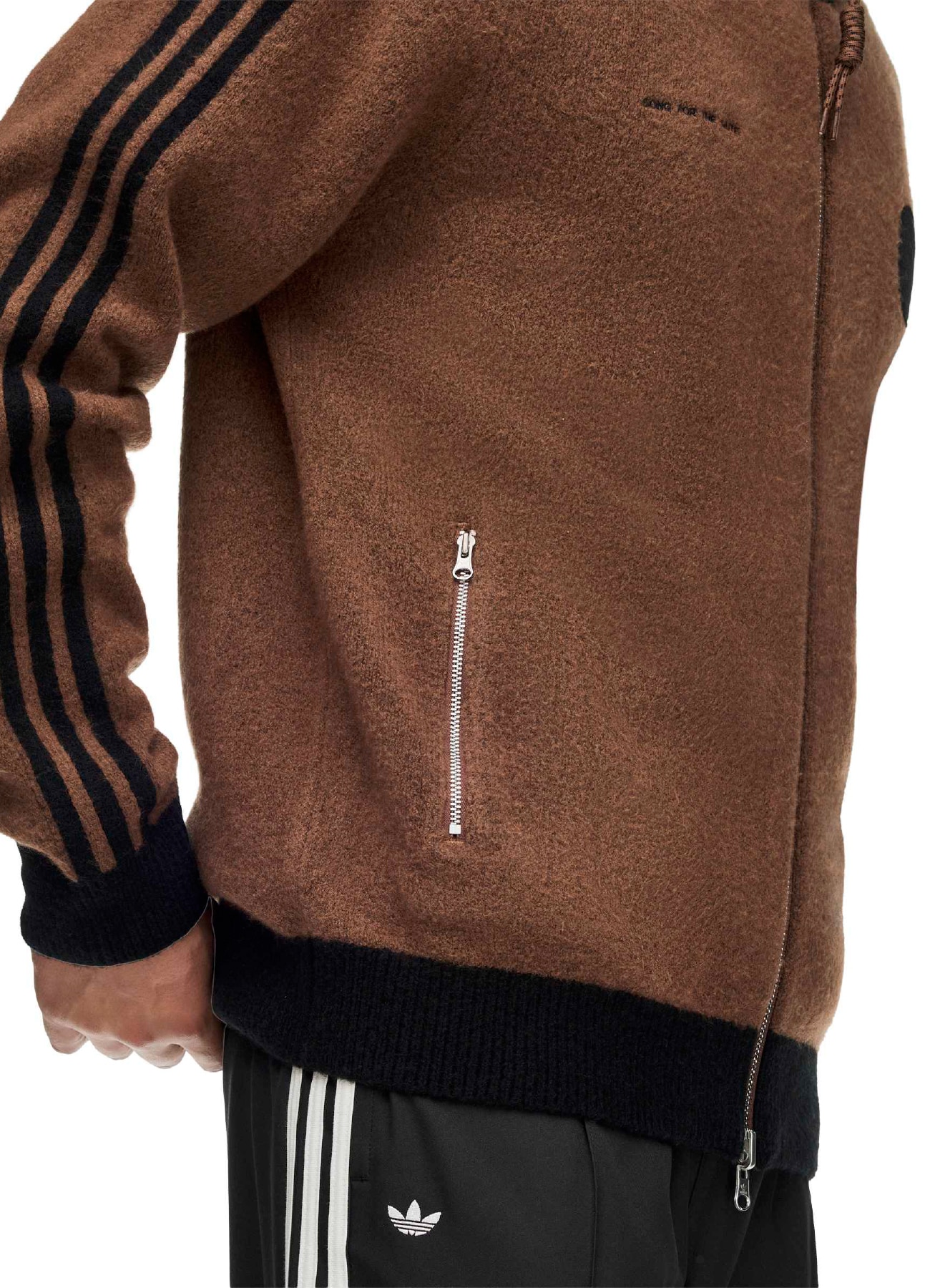 [16 Oct 10:00 JST release] ADI008 KNITJKT_7