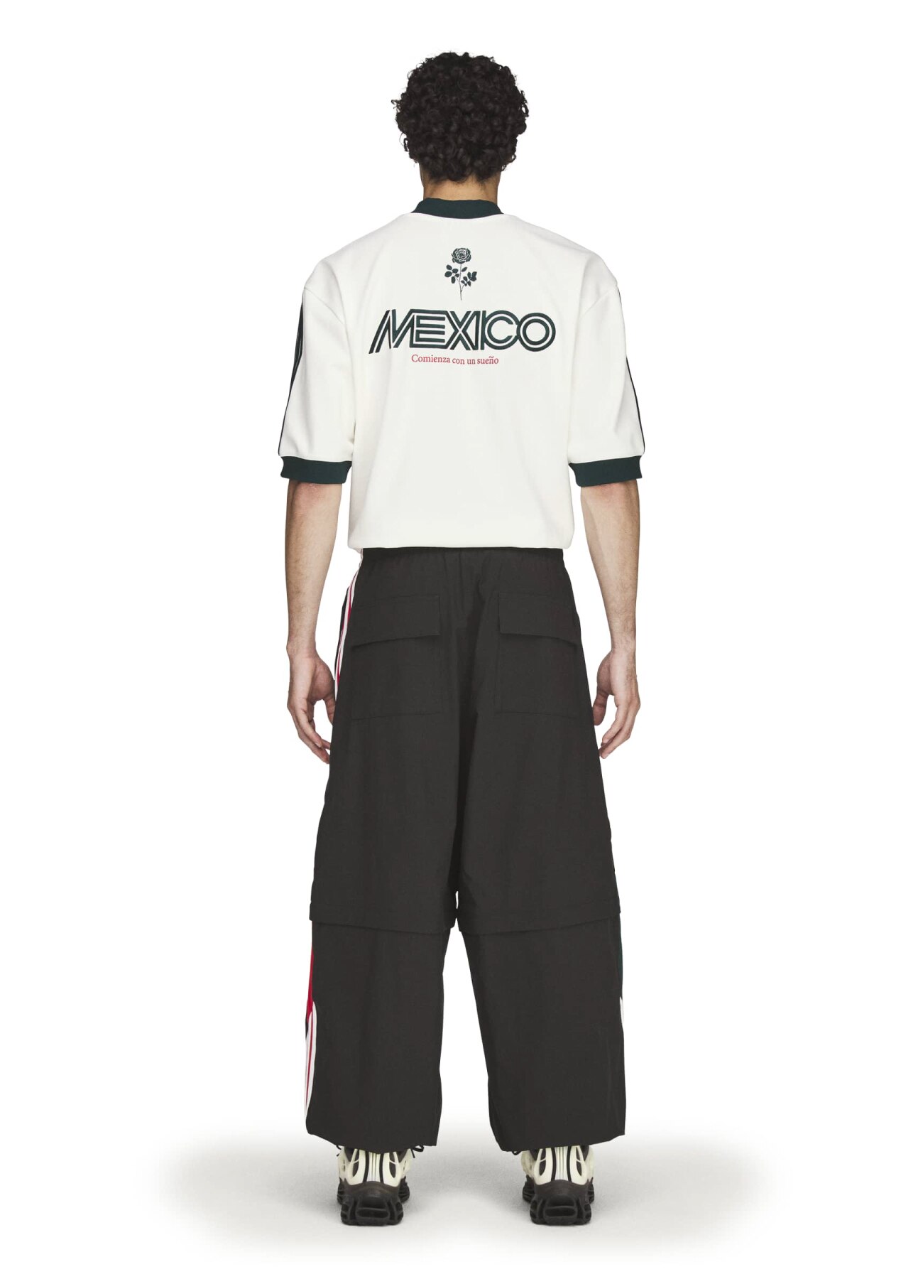 [10 June 10:00 JST release] WC OVERSIZED WOVEN ANTHEM TRACKPANT_4