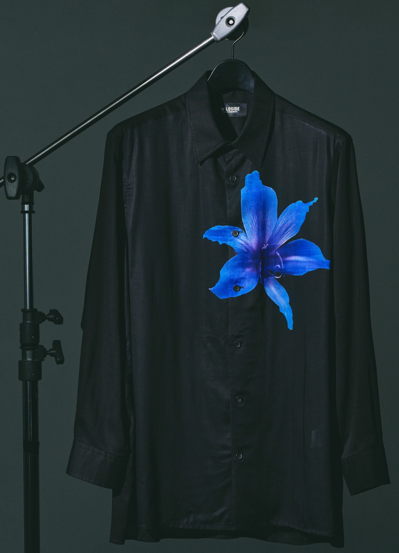 [11 Feb 12:00 JST release] Blue Lily Print Shirt_3