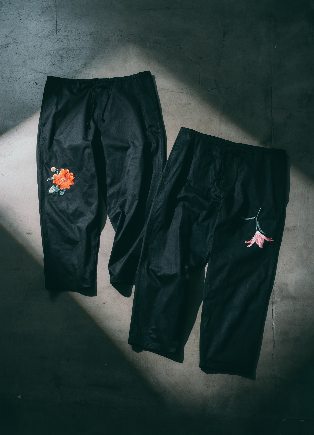 [1 May 12:00 JST release] Red Dahlia Embroidery Pants_2