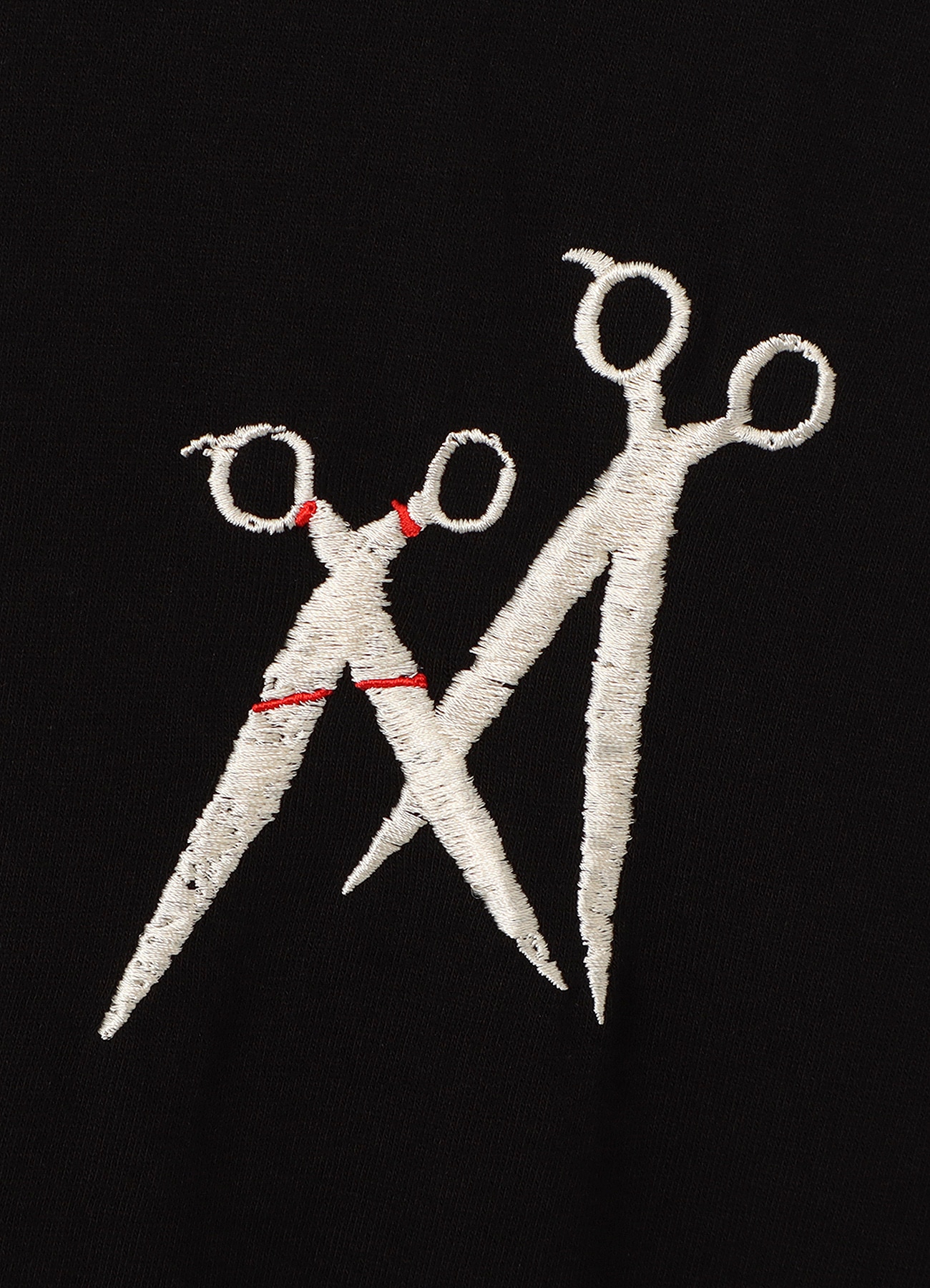 [10 June 12:00 JST release]Scissors Embroidery Long Sleeve T-Shirt_6