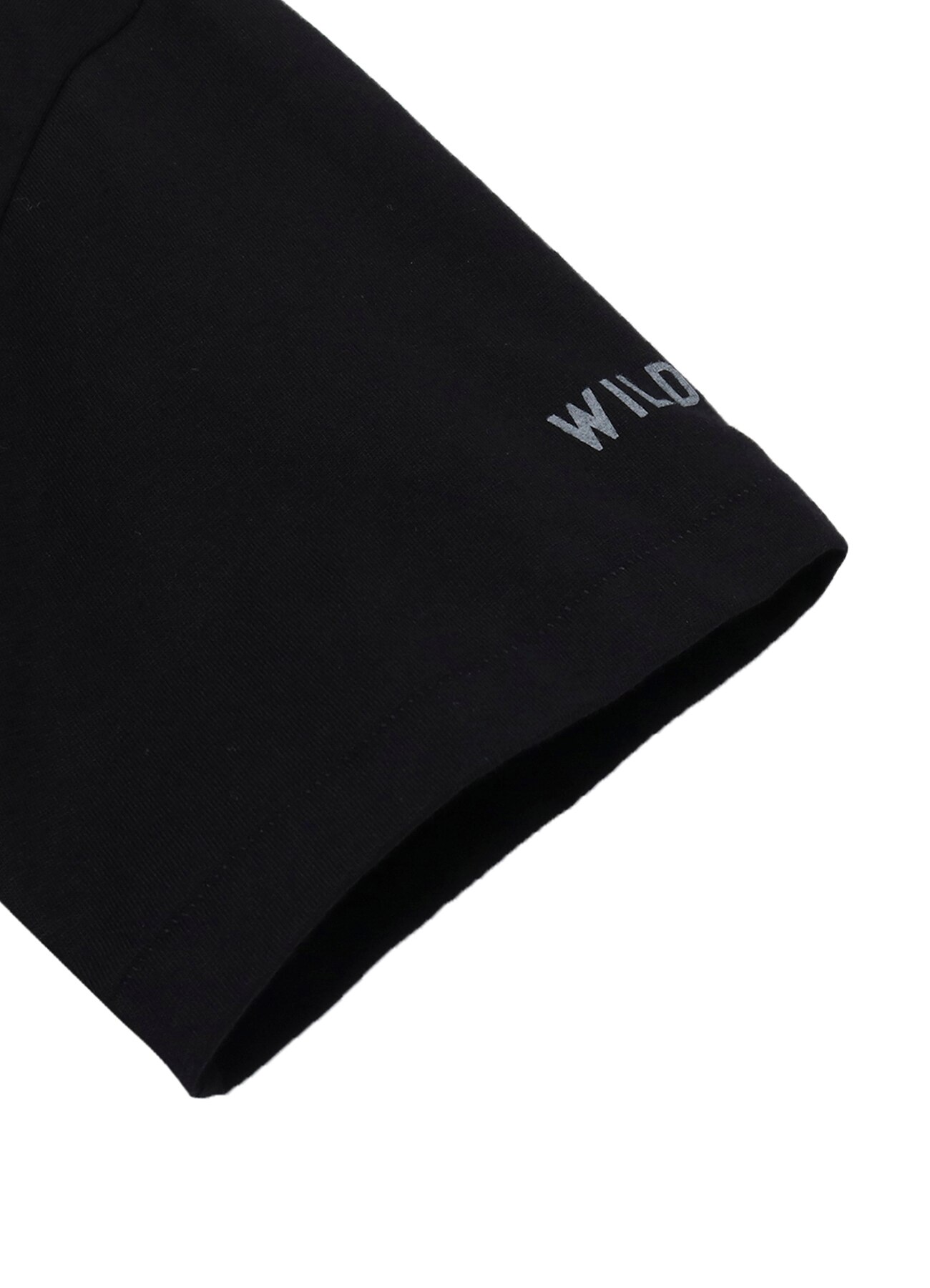 Gothic Flowers T-shirt_4