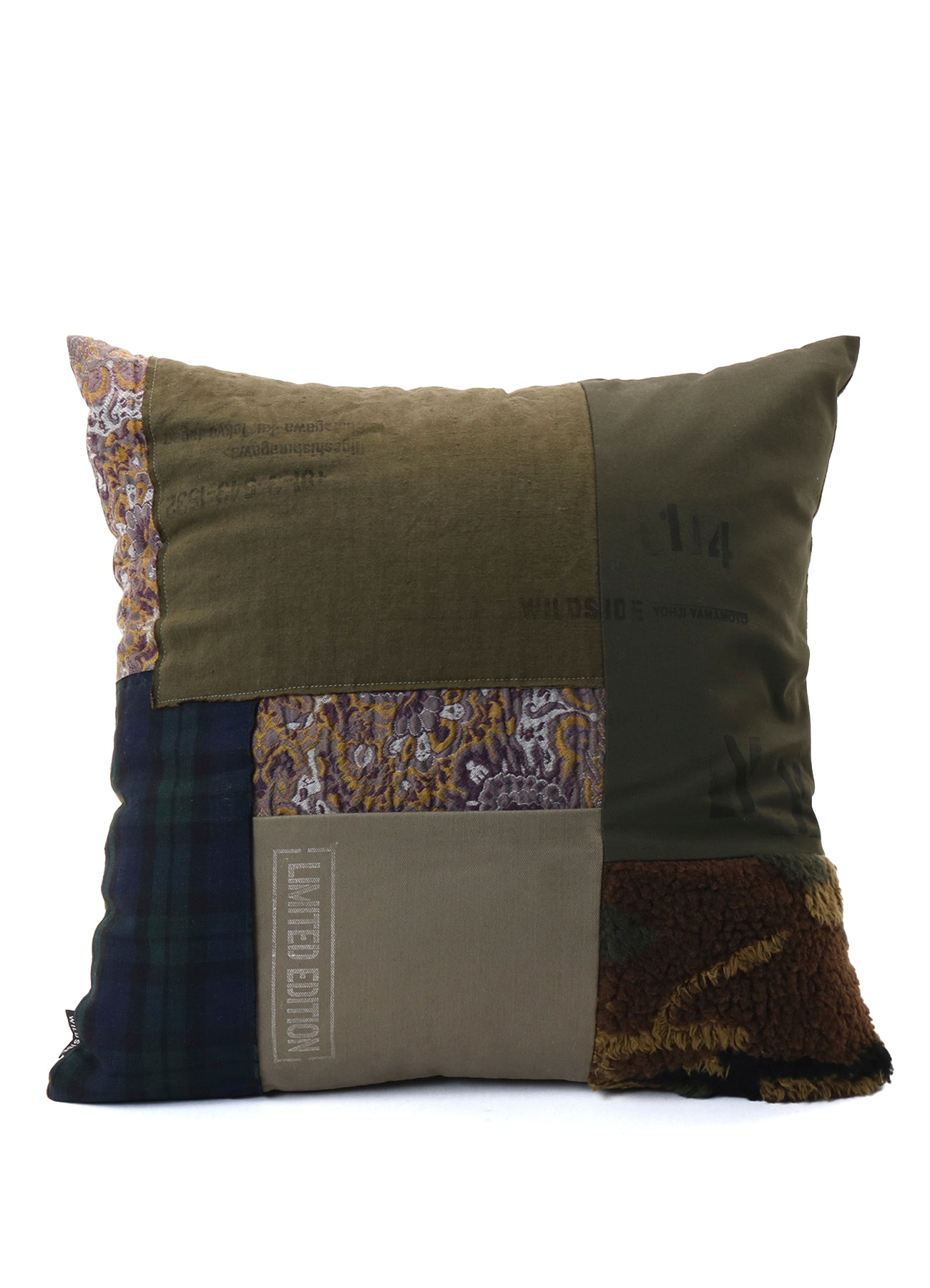 [1 Apr 12:00 JST release] Patchwork Cushion