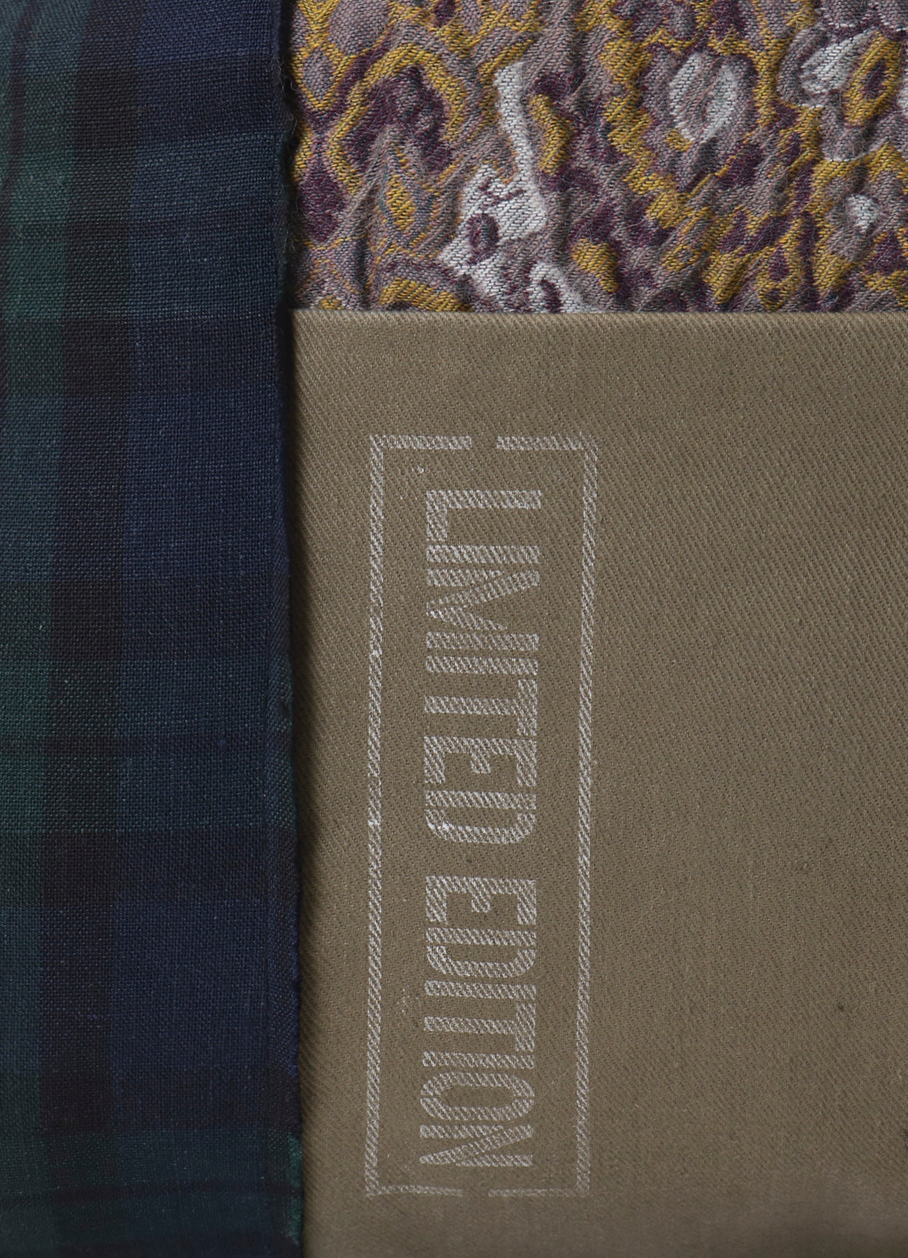 [1 Apr 12:00 JST release] Patchwork Cushion_3