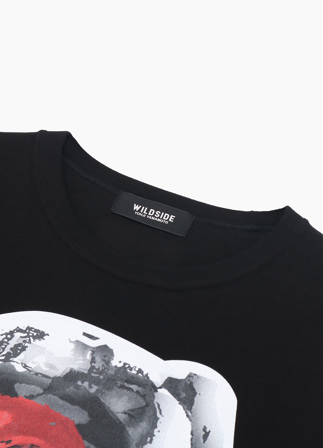 Portrait Black T-shirt (Masquer)_3